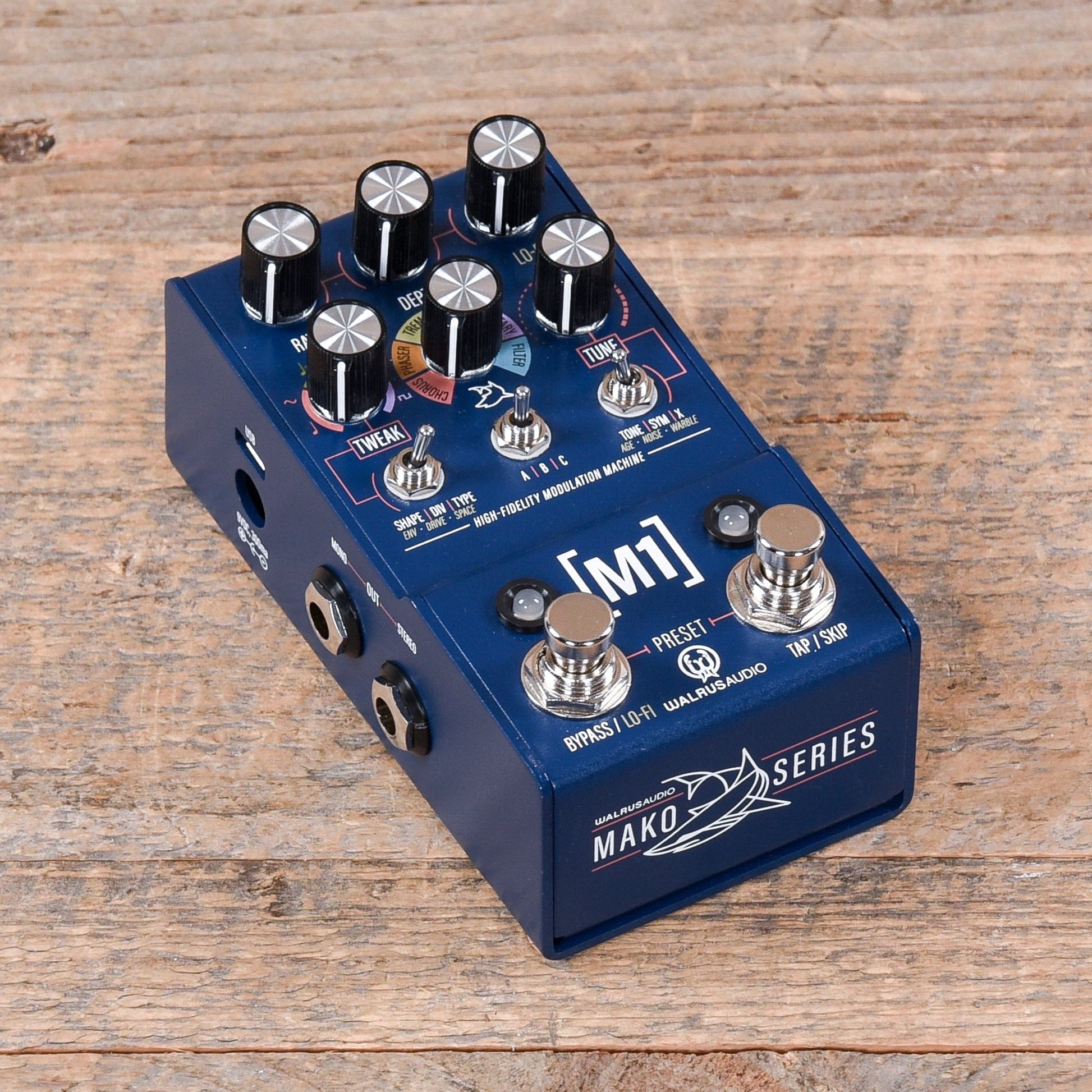m1 pedal Walrus Audio MAKO Series M1 High-Fidelity Modulation Machine Pedal