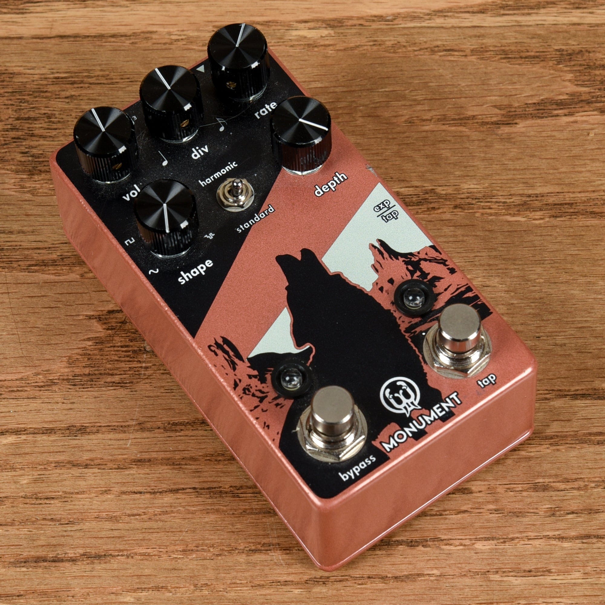 Walrus Monument Tremolo V2 Effects and Pedals / Tremolo and Vibrato