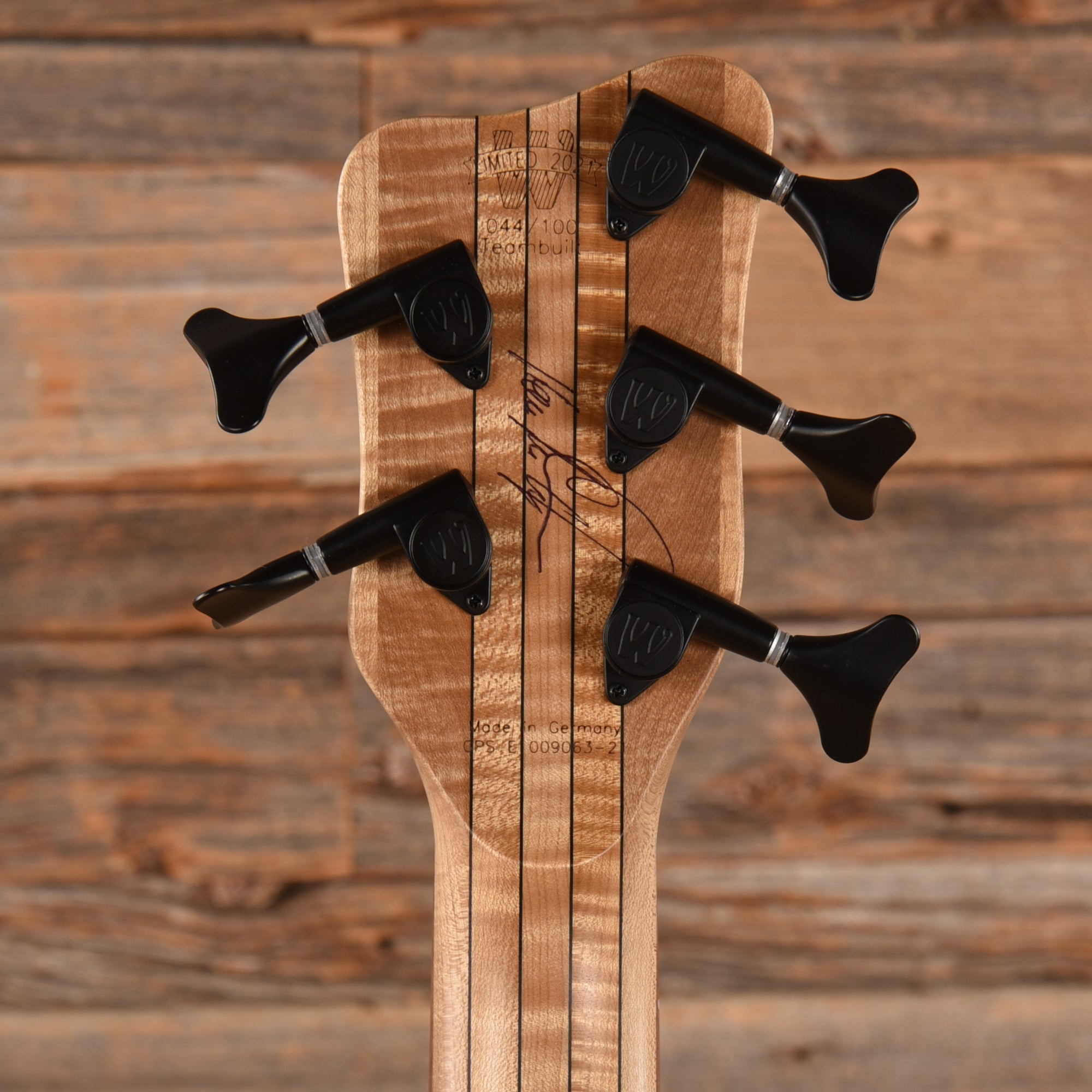 Warwick Pro Series Streamer LX 5 LTD Korina Natural Bass Guitars / 5-String or More