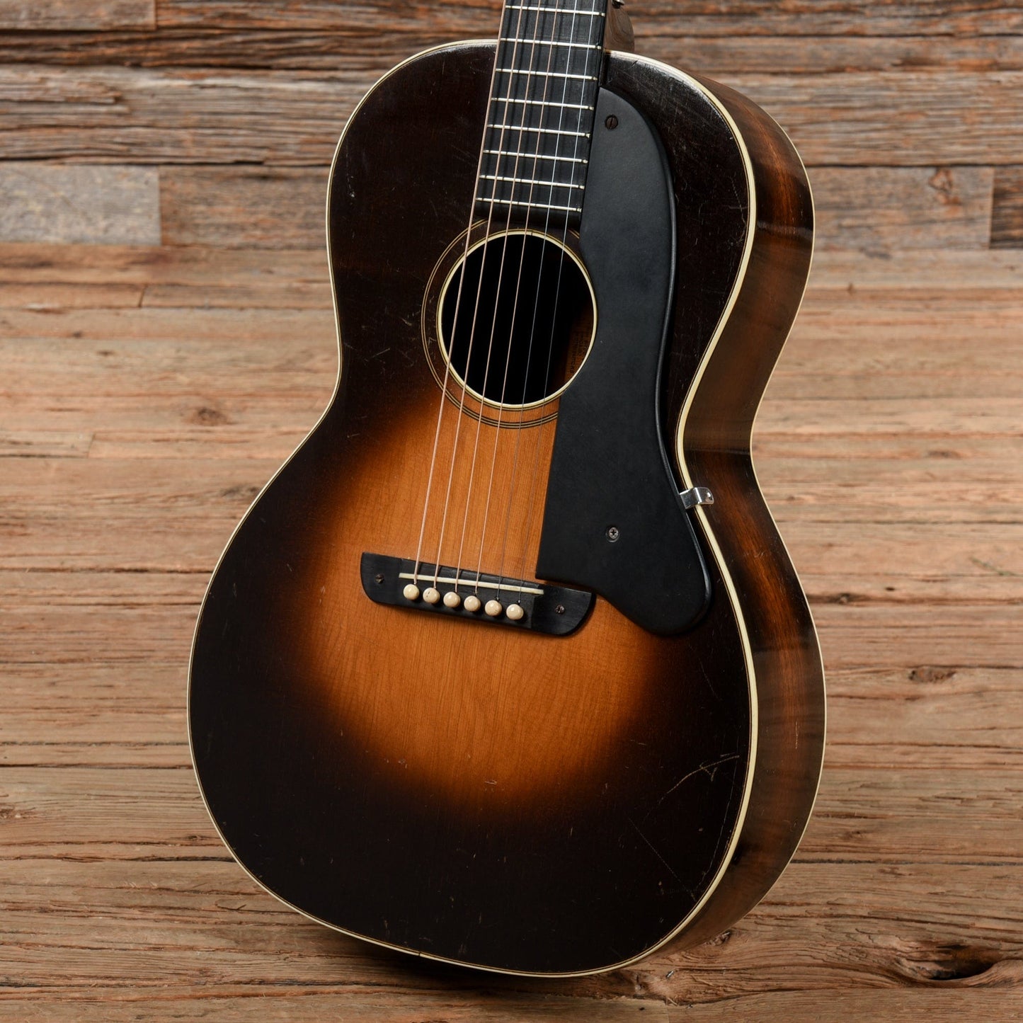 Washburn 5206 Parlor Sunburst 1936 Acoustic Guitars / Parlor