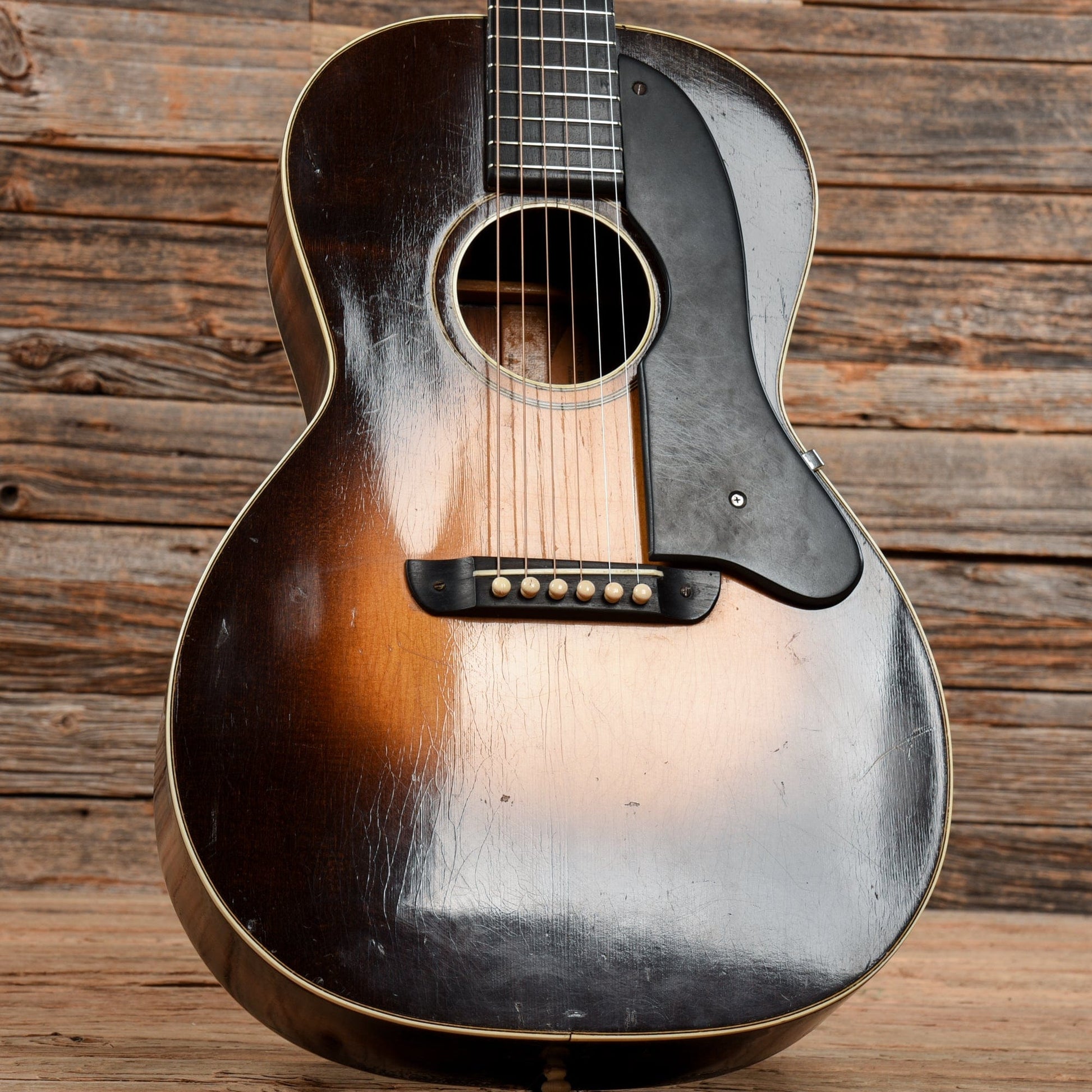 Washburn 5206 Parlor Sunburst 1936 Acoustic Guitars / Parlor