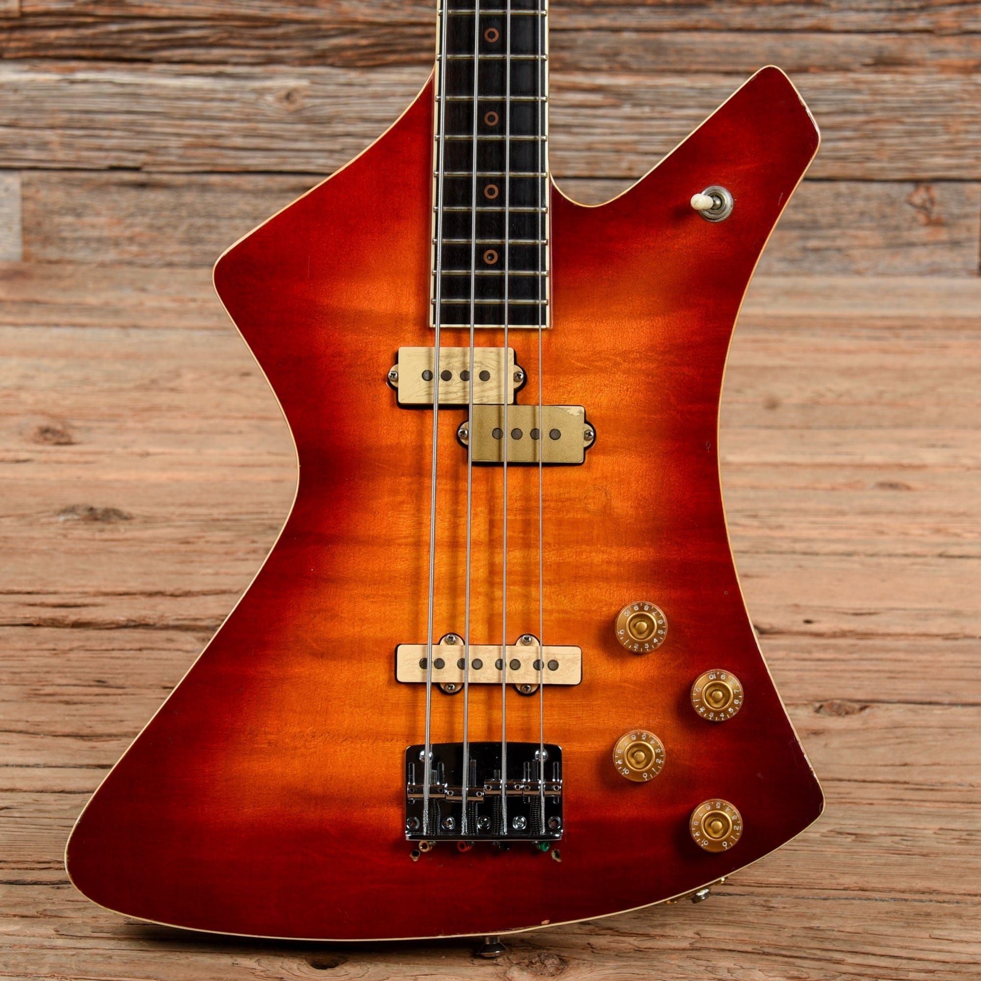 Washburn B20 Sunburst 1980s Chicago Music Exchange