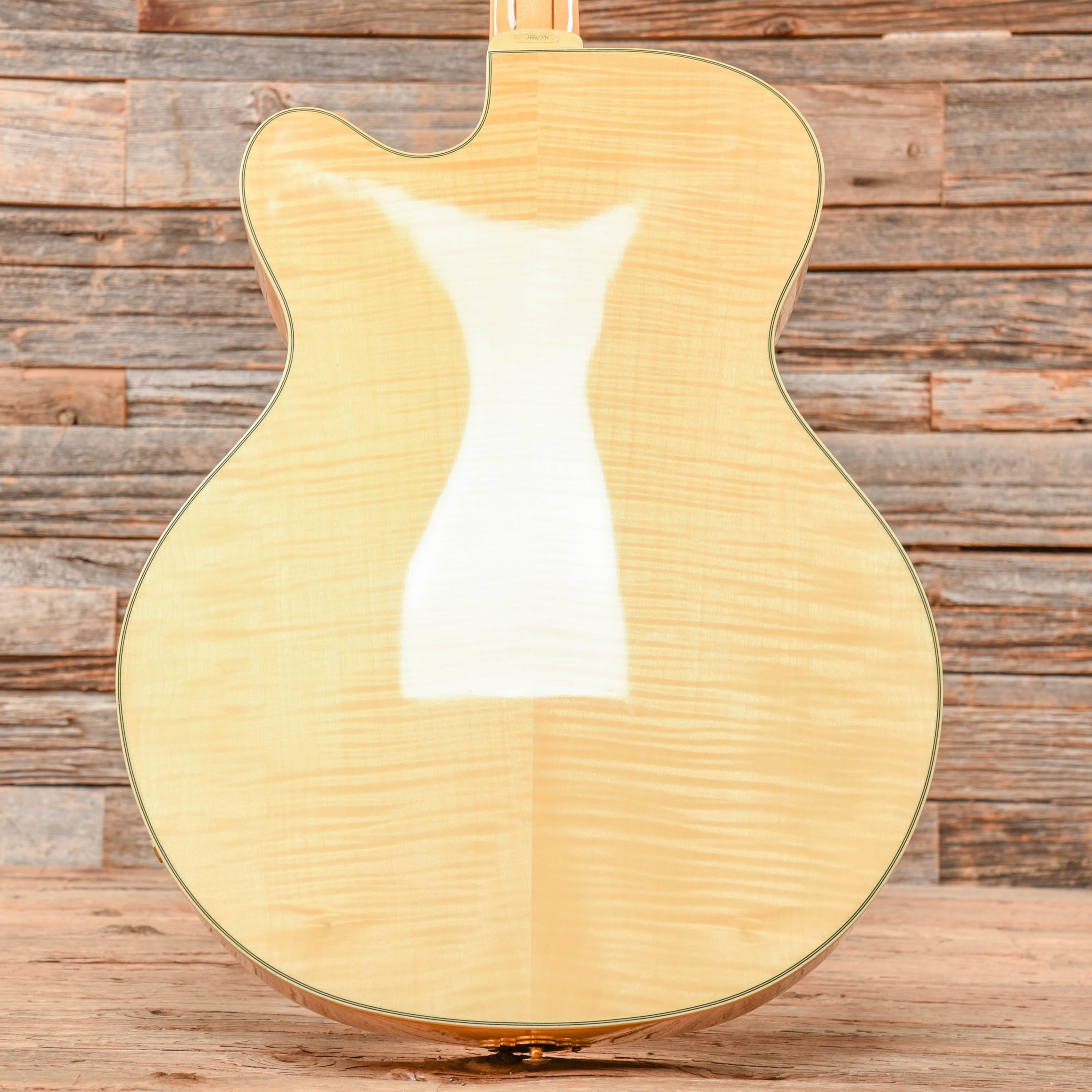 Washburn J6S Natural – Chicago Music Exchange