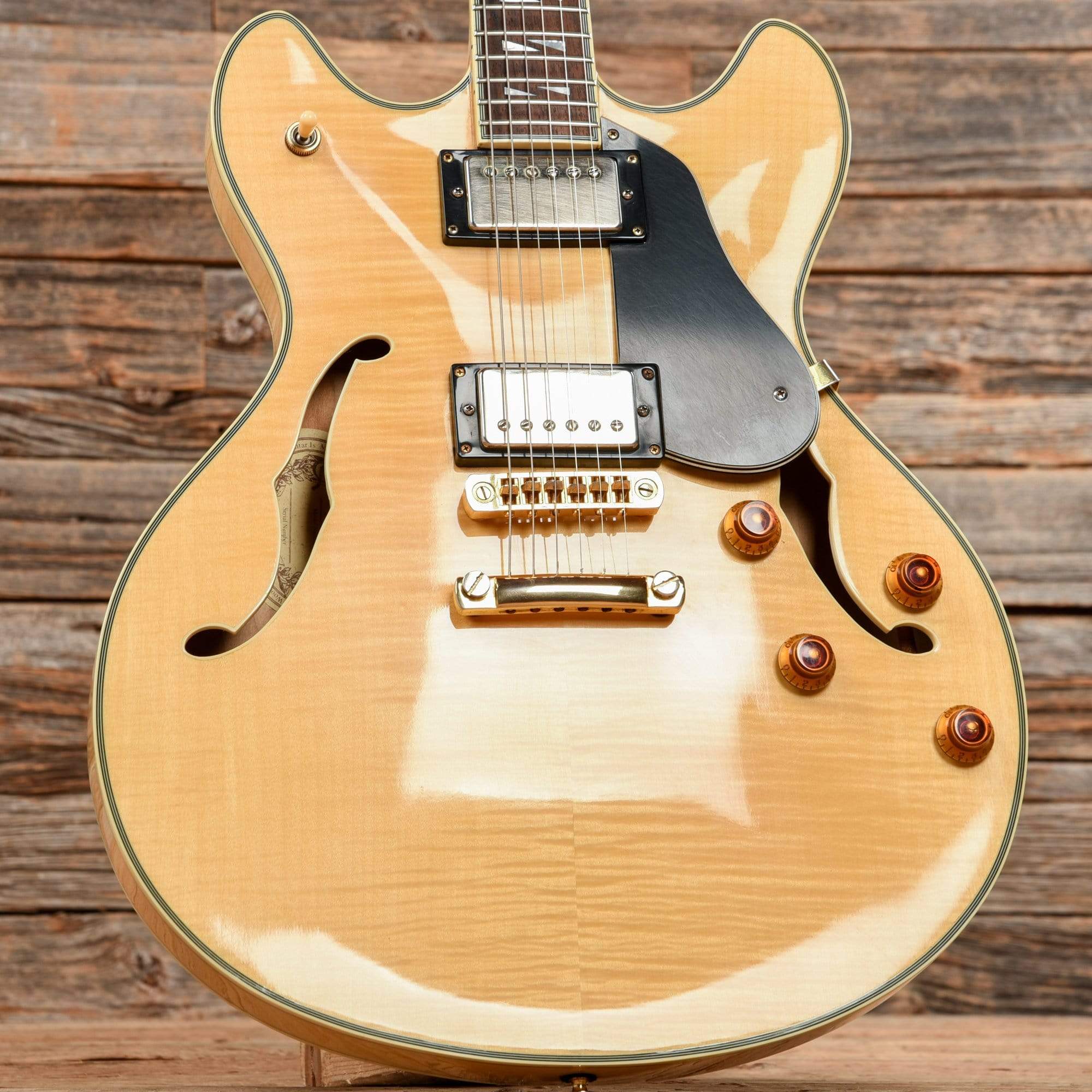 Washburn HB-35 Natural – Chicago Music Exchange