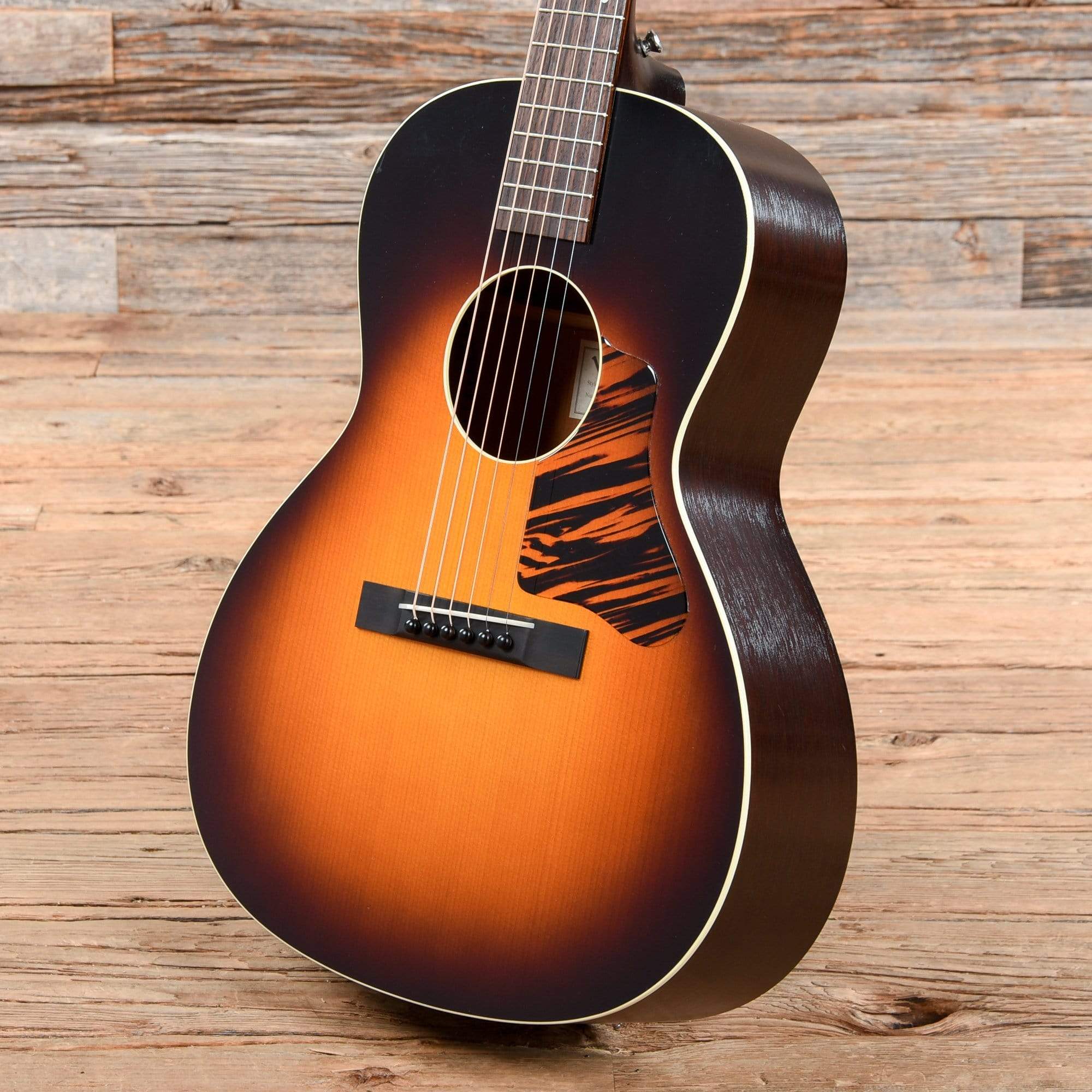 Waterloo WL-14 LTR Sunburst Acoustic Guitars / Concert