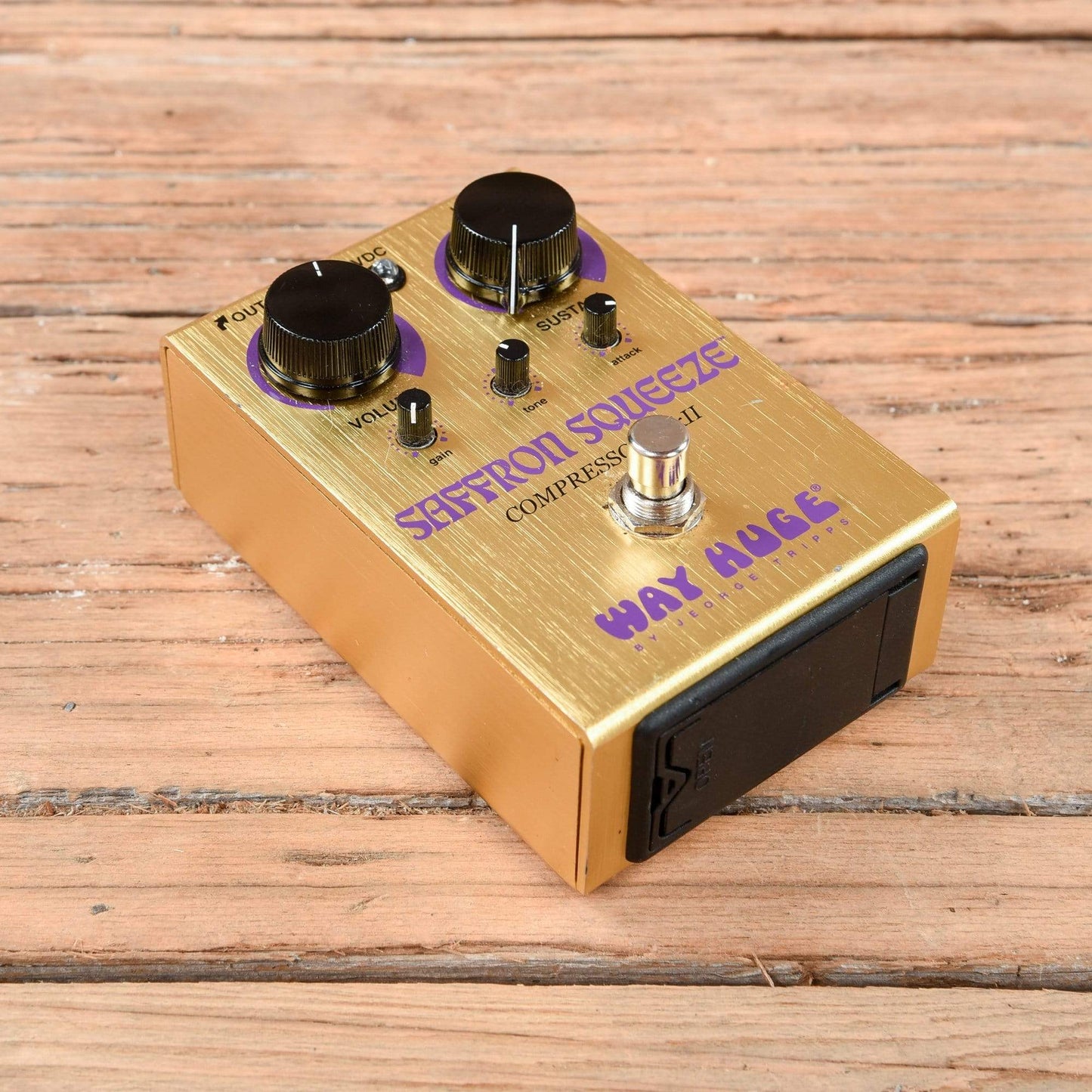 Way Huge WHE103 Saffron Squeeze Compressor Effects and Pedals / Compression and Sustain