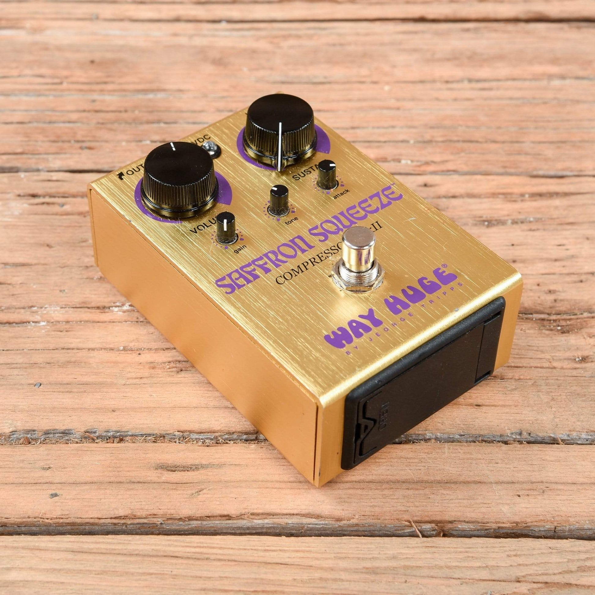 Way Huge WHE103 Saffron Squeeze Compressor Effects and Pedals / Compression and Sustain