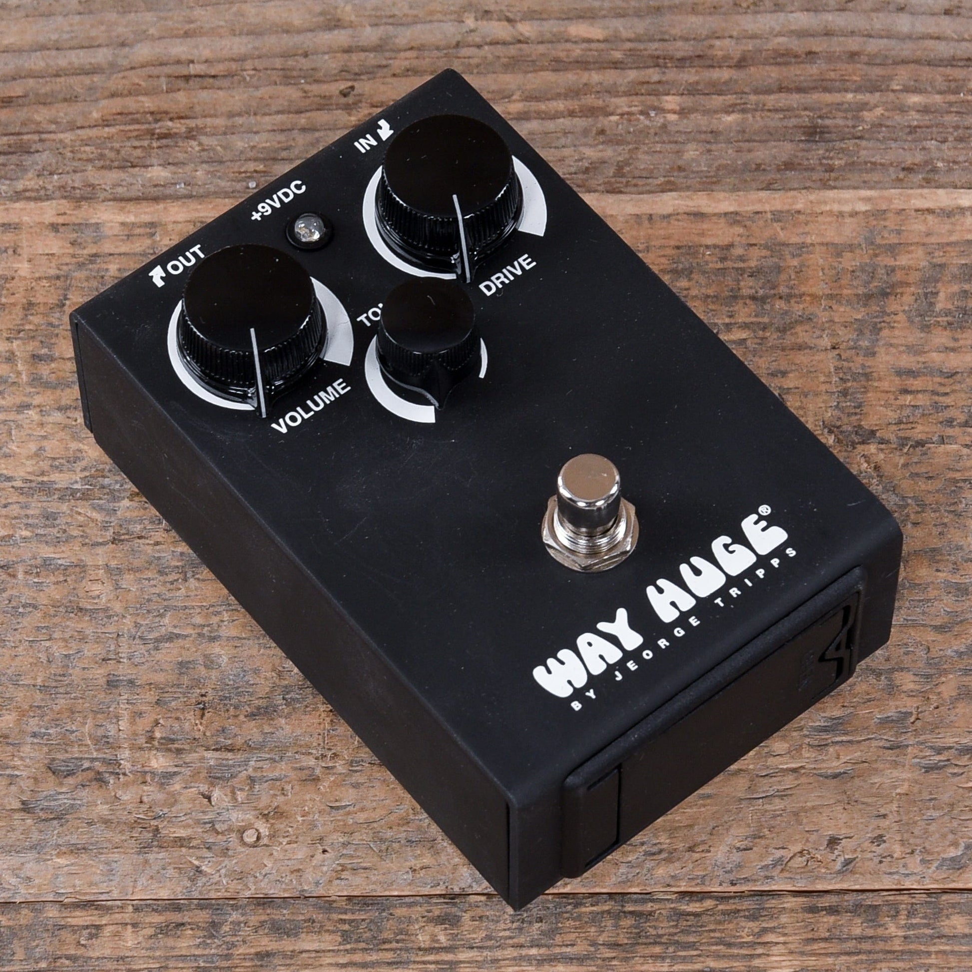 way huge pedals Way Huge Saucy Box Overdrive Chalky Box Special Edition – Chicago Music Exchange