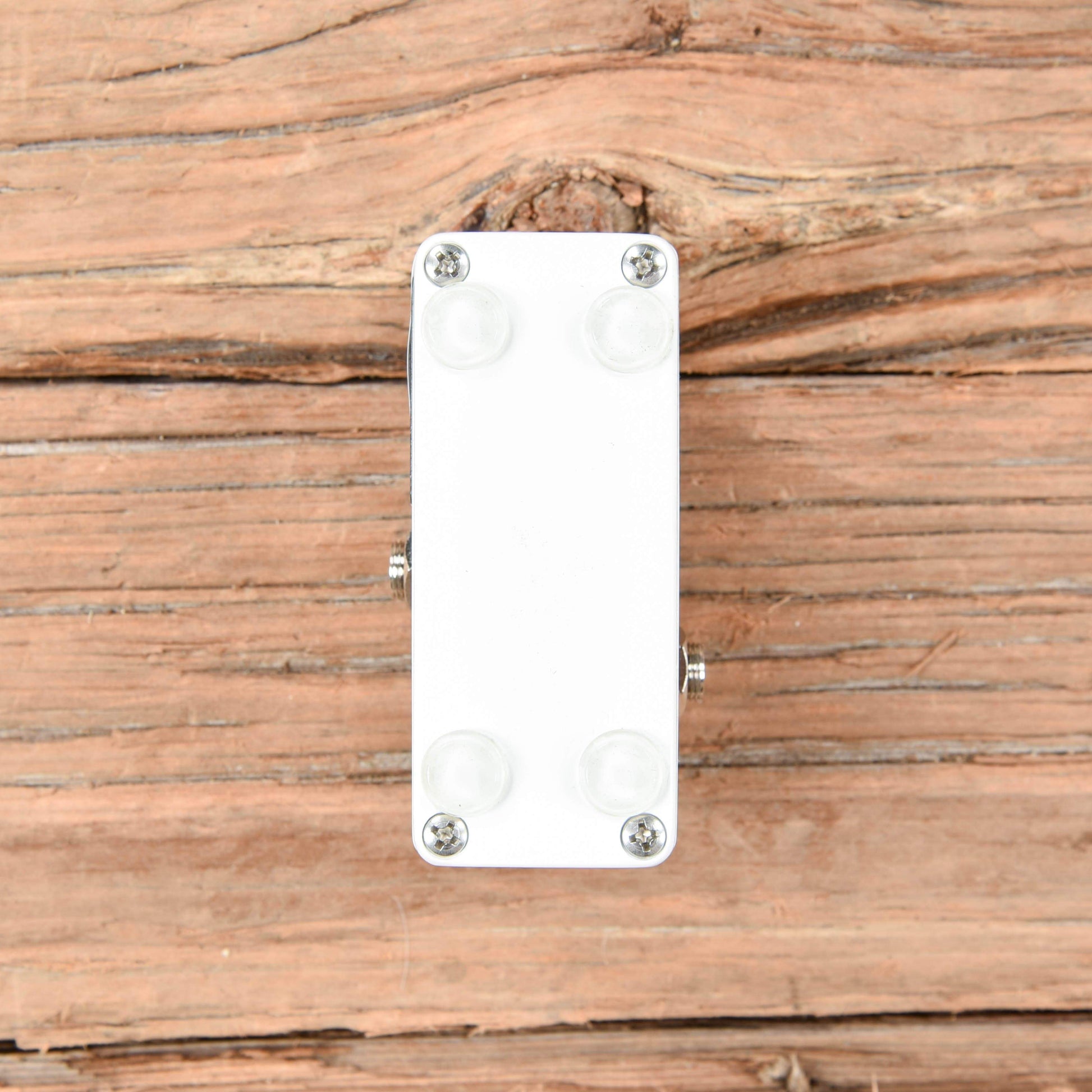 Xotic Super Clean Buffer Effects and Pedals / Controllers, Volume and Expression