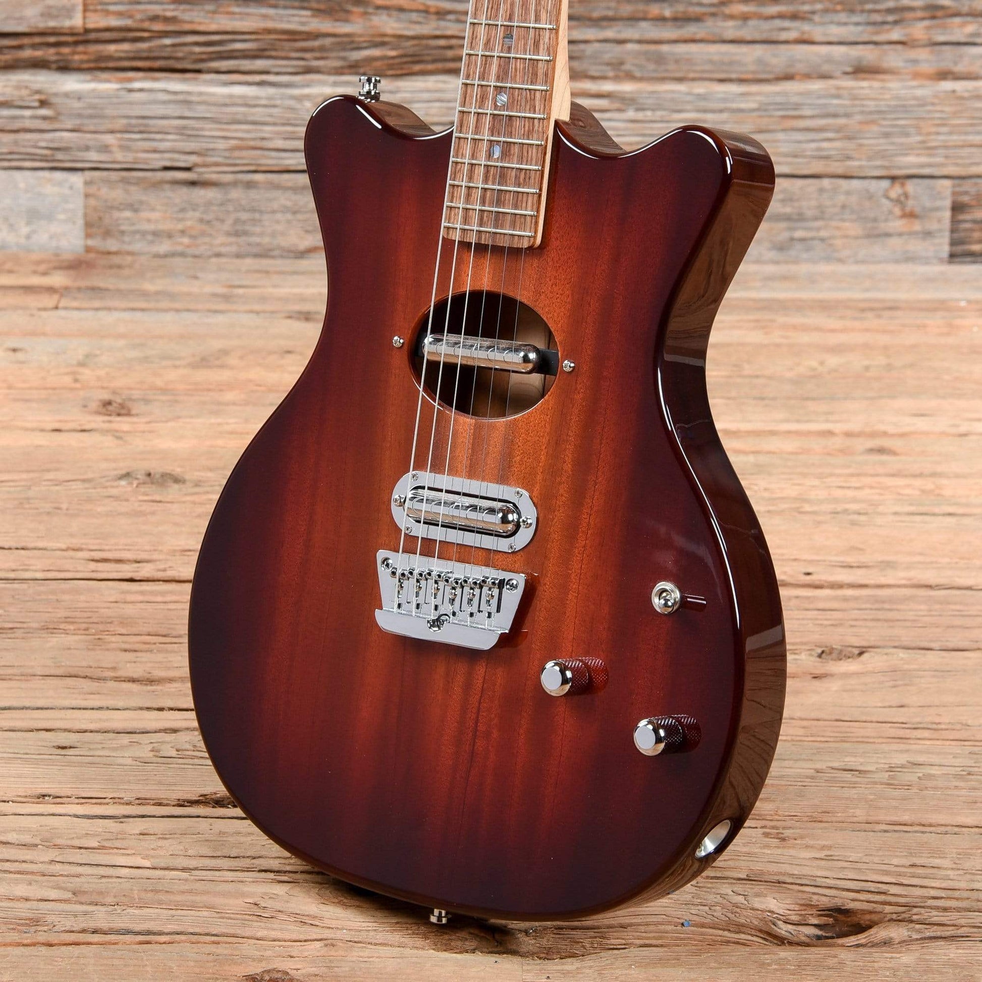 XXL Convertible Sunburst 2009 Electric Guitars / Semi-Hollow