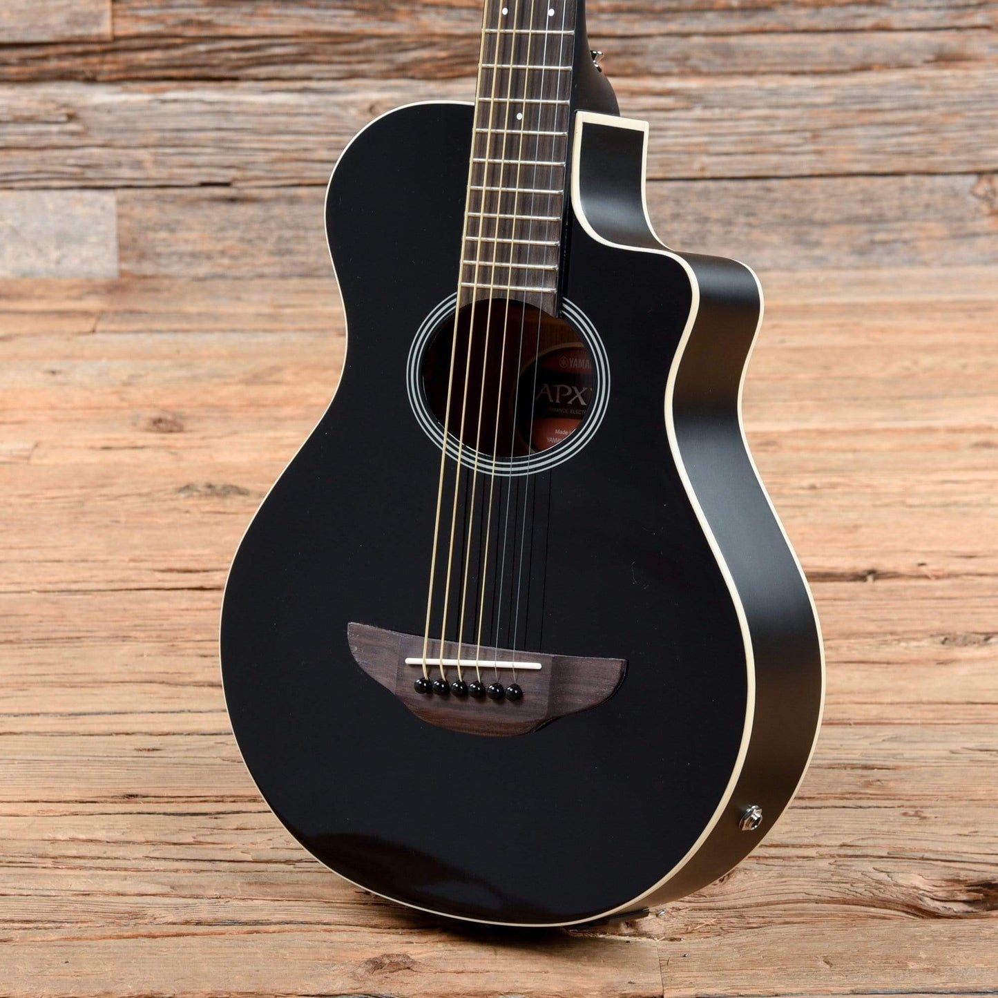 Yamaha 3/4-Size Thinline Spruce/Meranti Black w/Pickup Acoustic Guitars / Built-in Electronics
