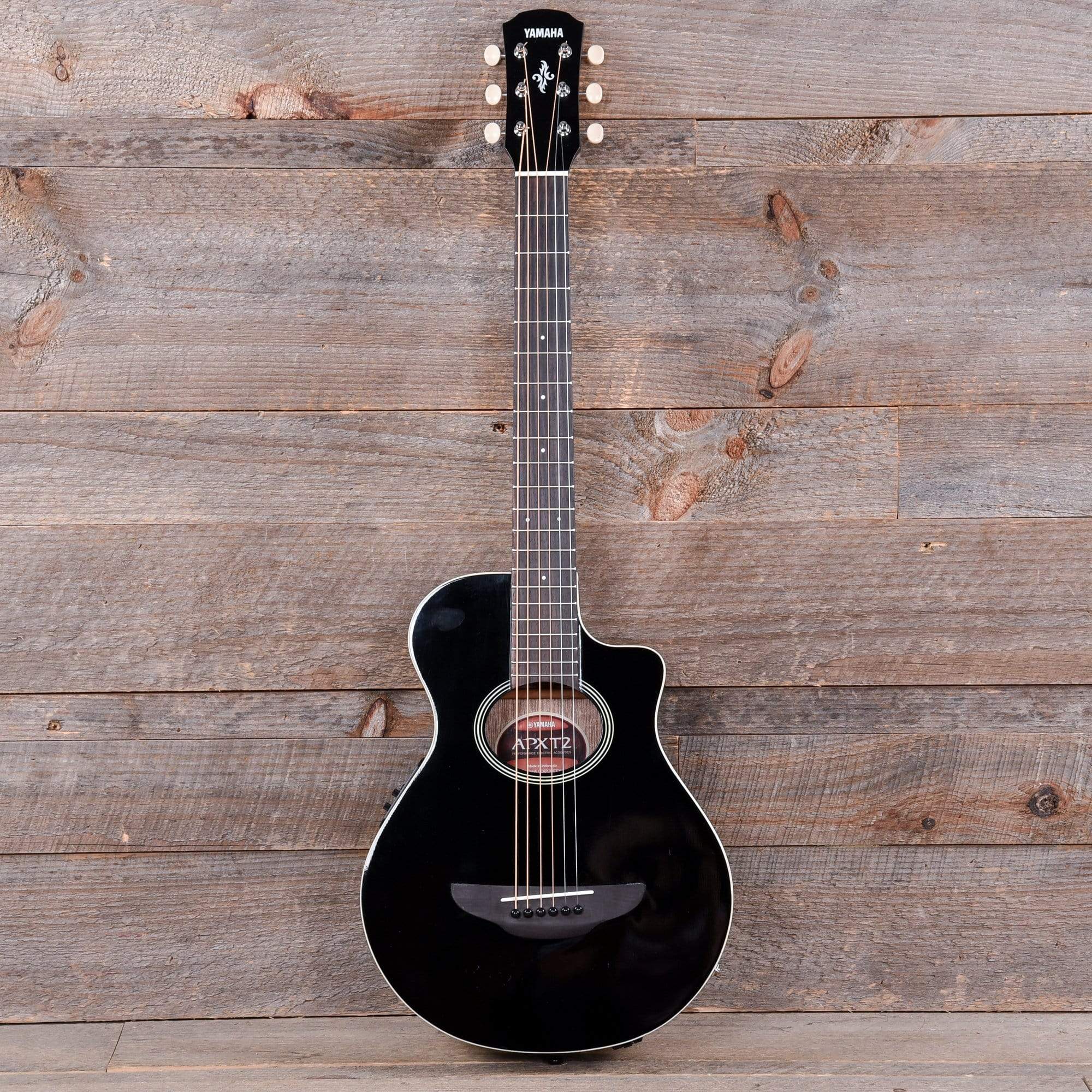 Yamaha 3/4-Size Thinline Spruce/Meranti Black w/Pickup Acoustic Guitars / Built-in Electronics