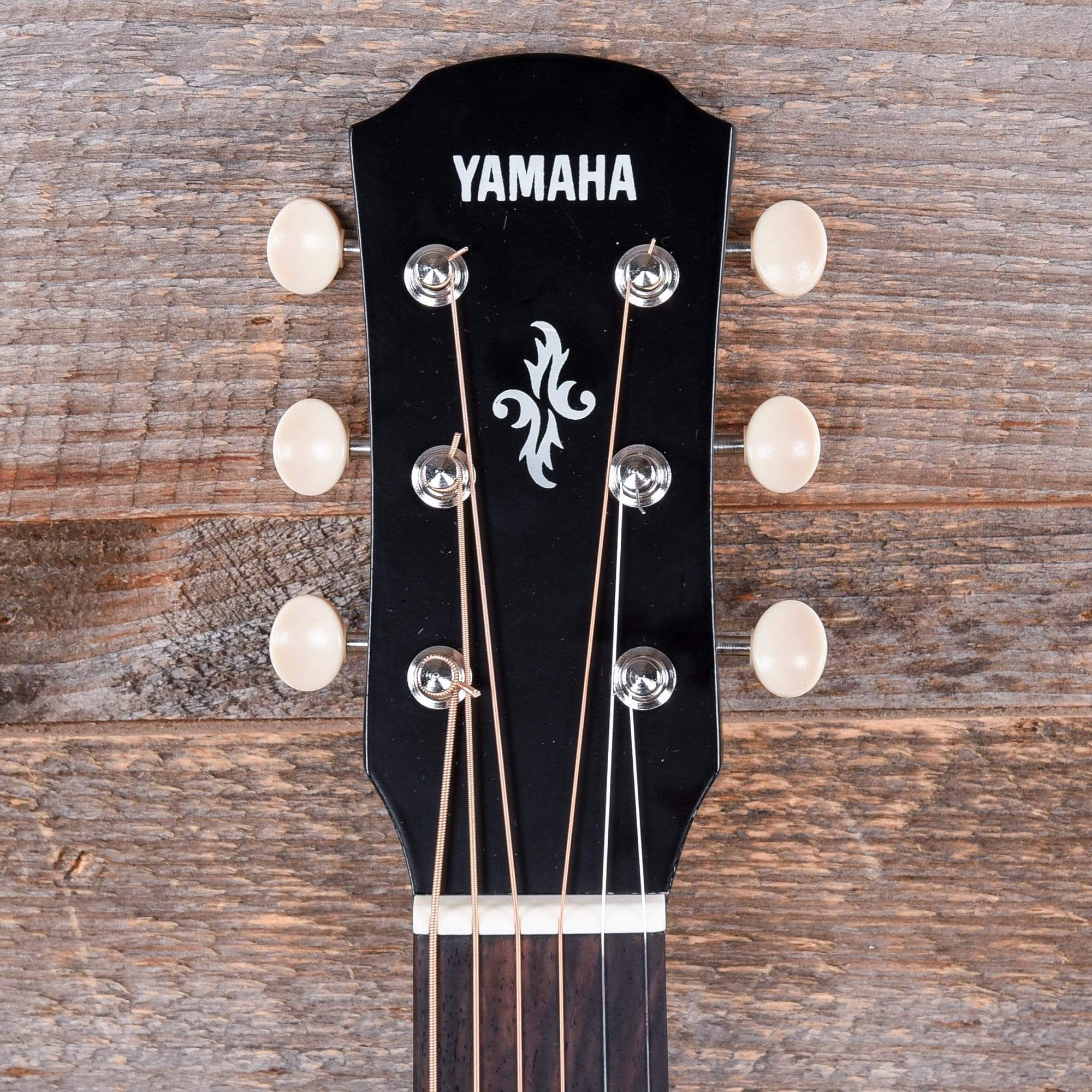 Yamaha 3/4-Size Thinline Spruce/Meranti Black w/Pickup Acoustic Guitars / Built-in Electronics