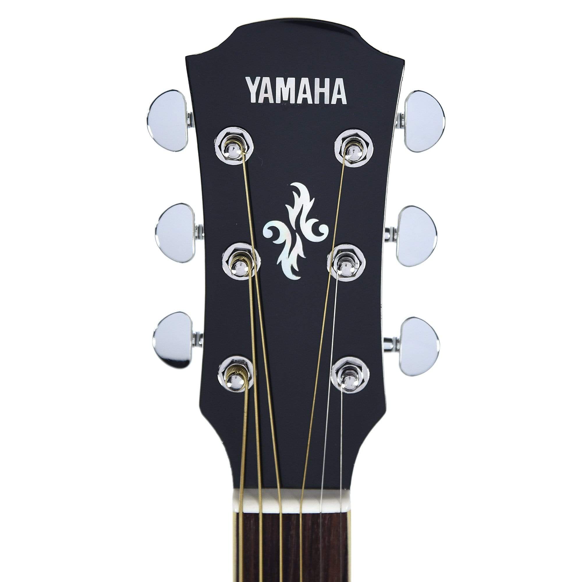 Yamaha APX600 Thinline Acoustic/Electric Guitar Vintage White Acoustic Guitars / Built-in Electronics
