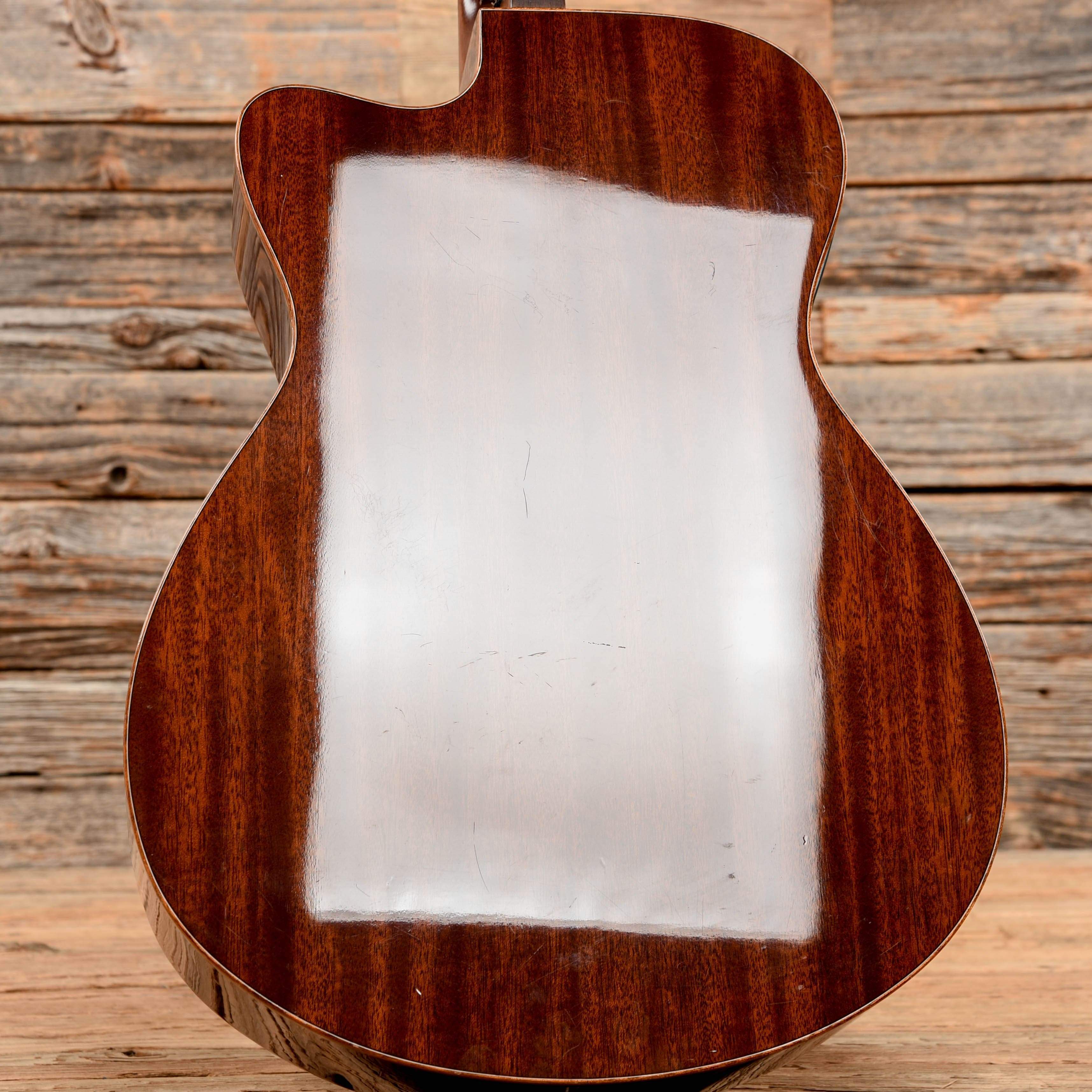 Yamaha AC1M Concert Natural 2013 Acoustic Guitars / Concert