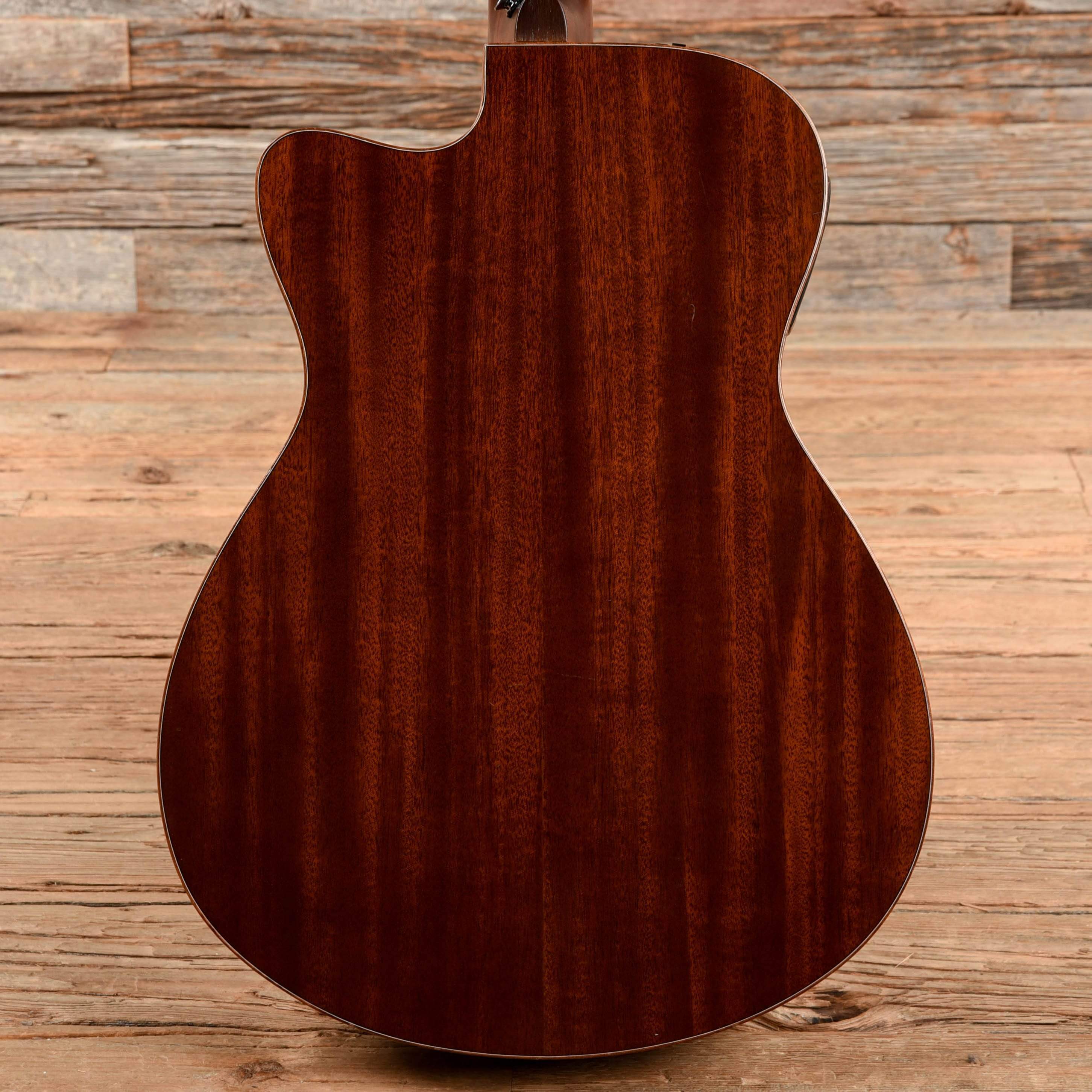 Yamaha AC1M Concert Natural 2013 Acoustic Guitars / Concert