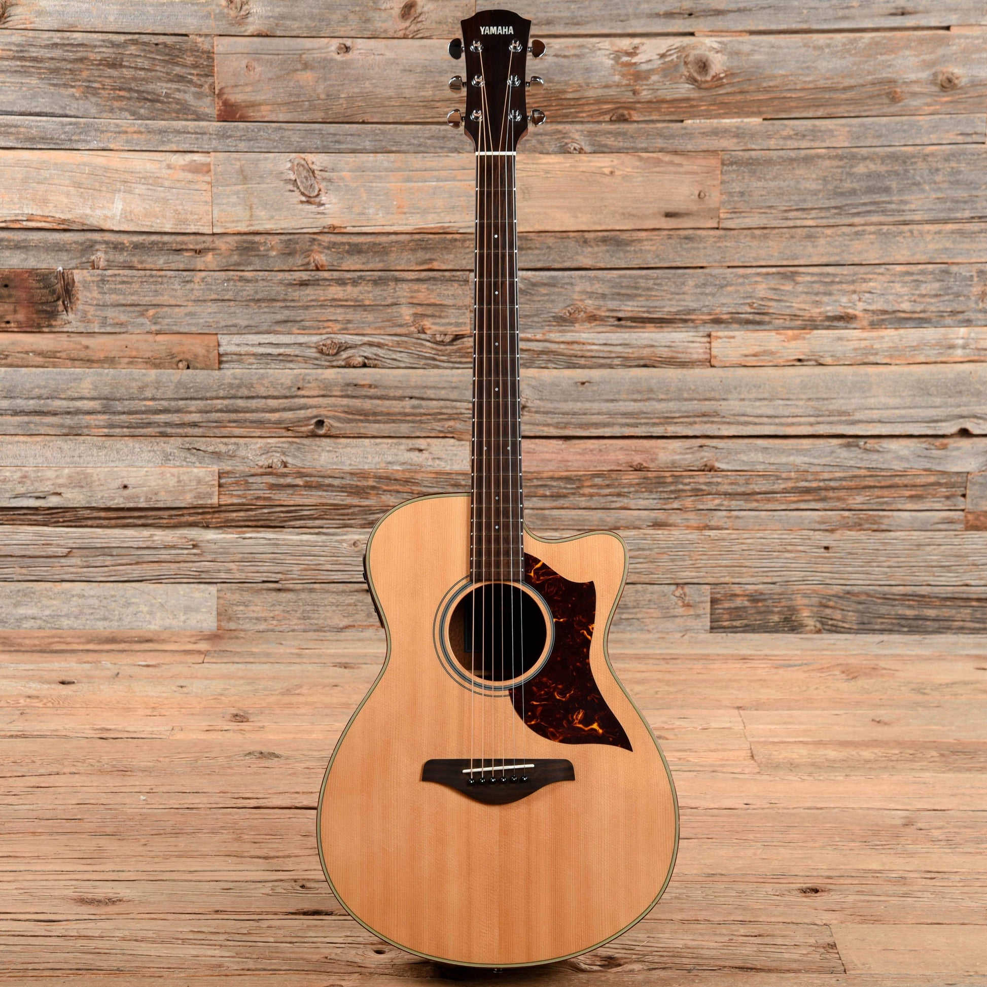 Yamaha AC1M Concert Natural 2013 Acoustic Guitars / Concert