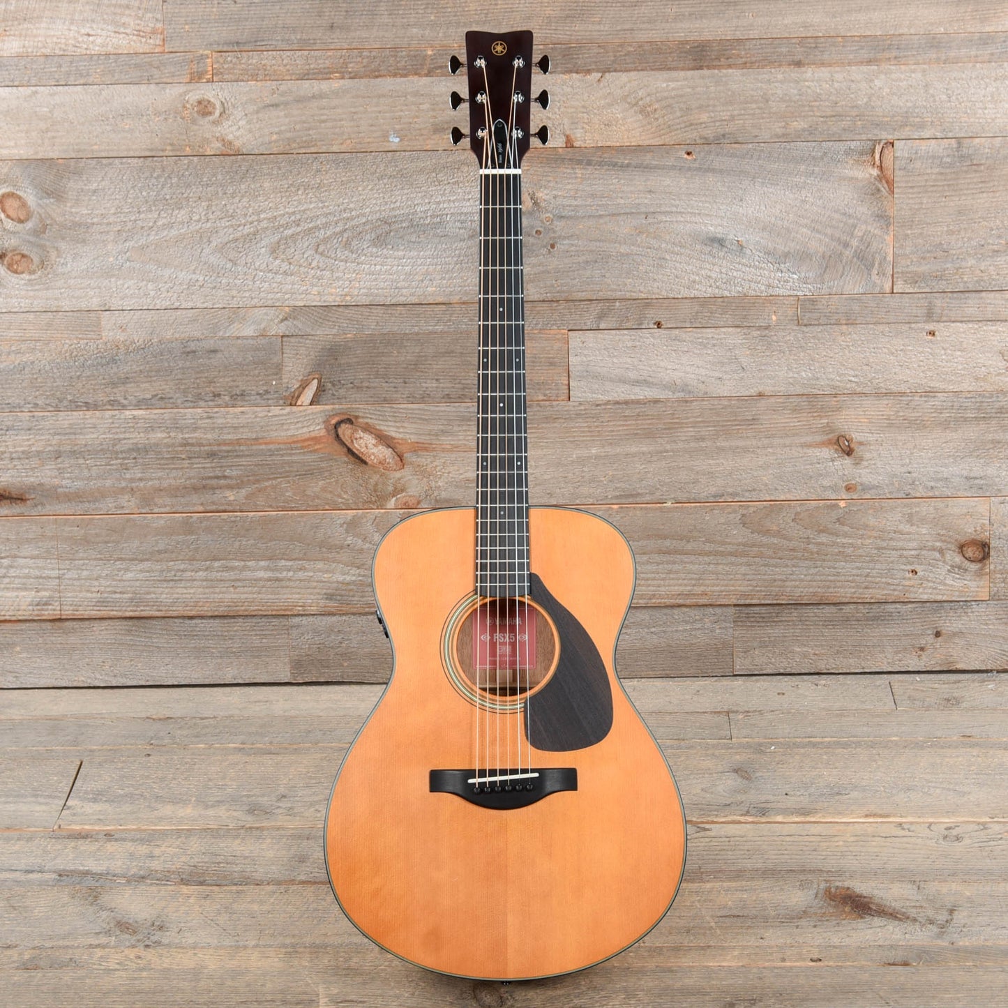 Yamaha Red Label FSX5 Natural w/Atmosfeel Pickup System Acoustic Guitars / Concert