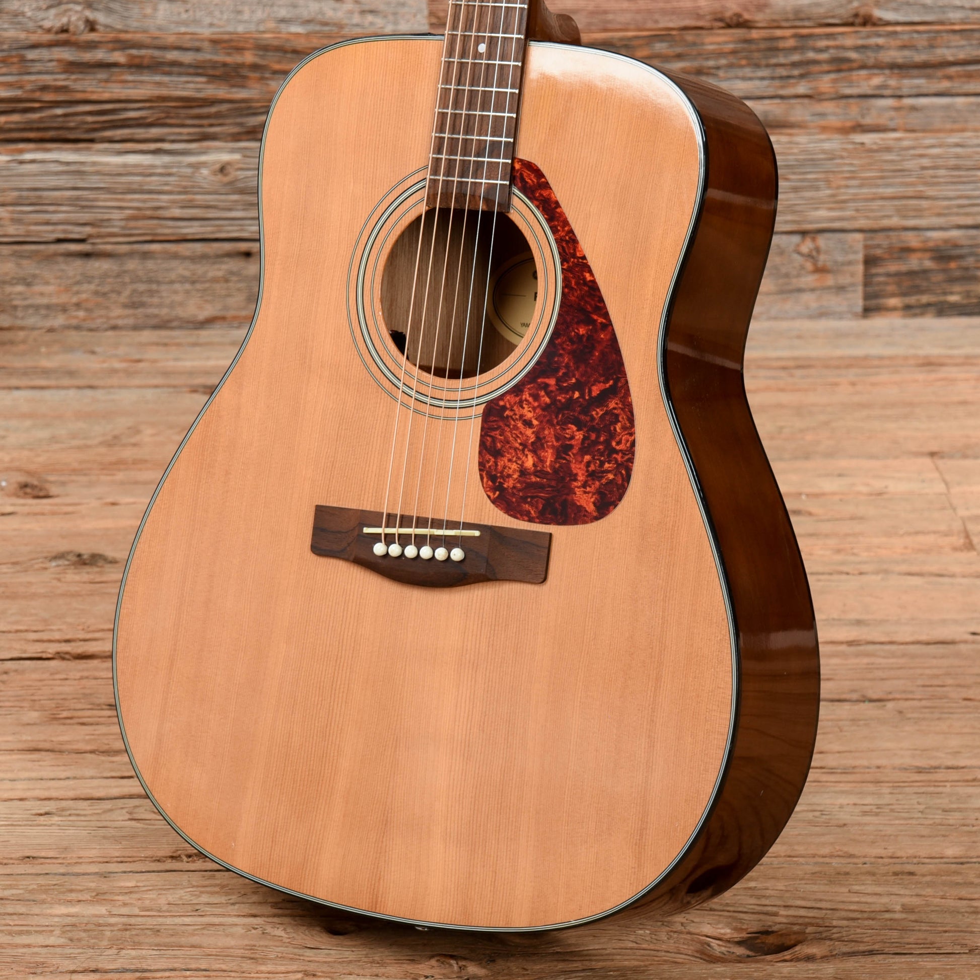Yamaha FX325 Folk Acoustic/Electric Natural Acoustic Guitars / Dreadnought
