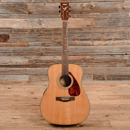 Yamaha FX325 Folk Acoustic/Electric Natural Acoustic Guitars / Dreadnought