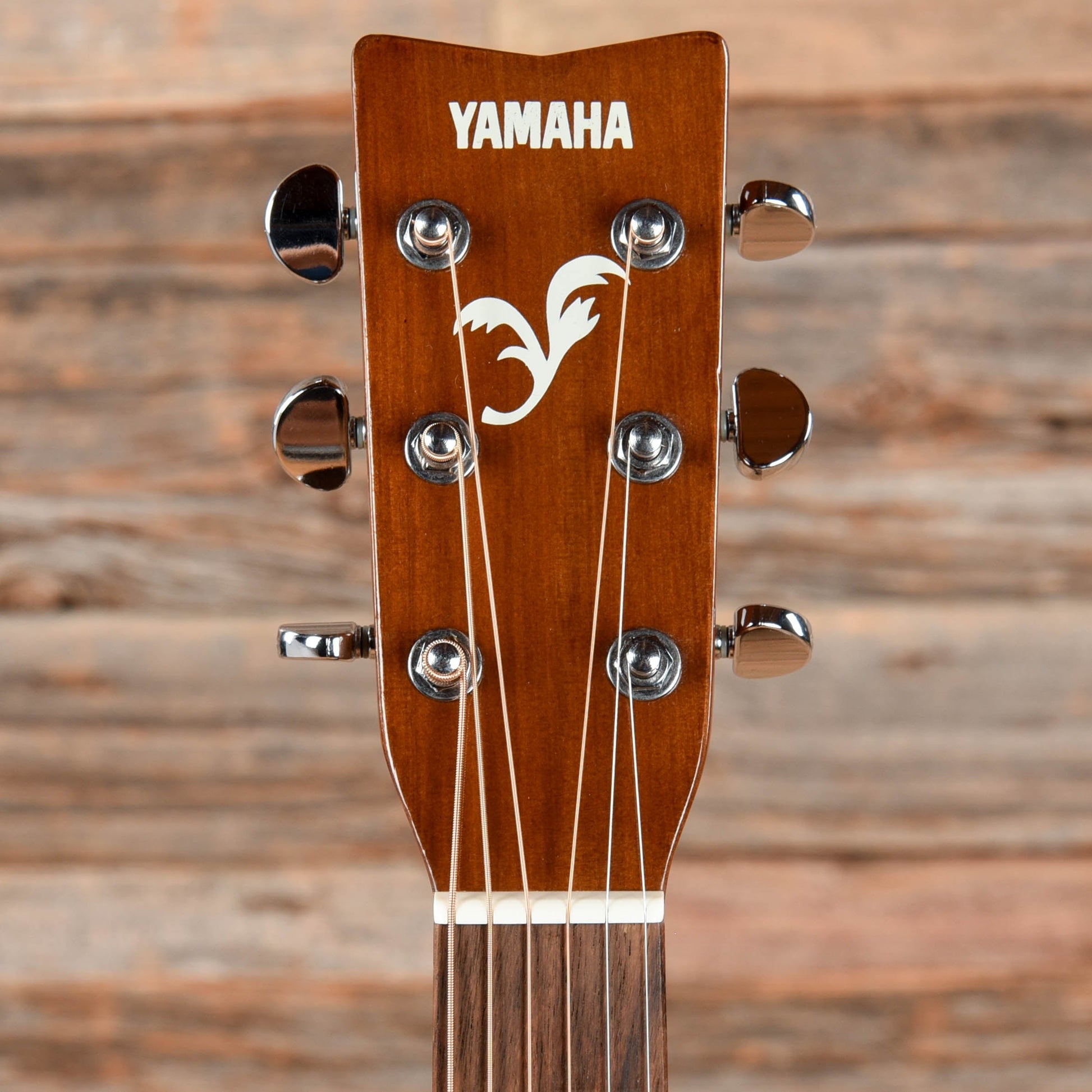Yamaha FX325 Folk Acoustic/Electric Natural Acoustic Guitars / Dreadnought