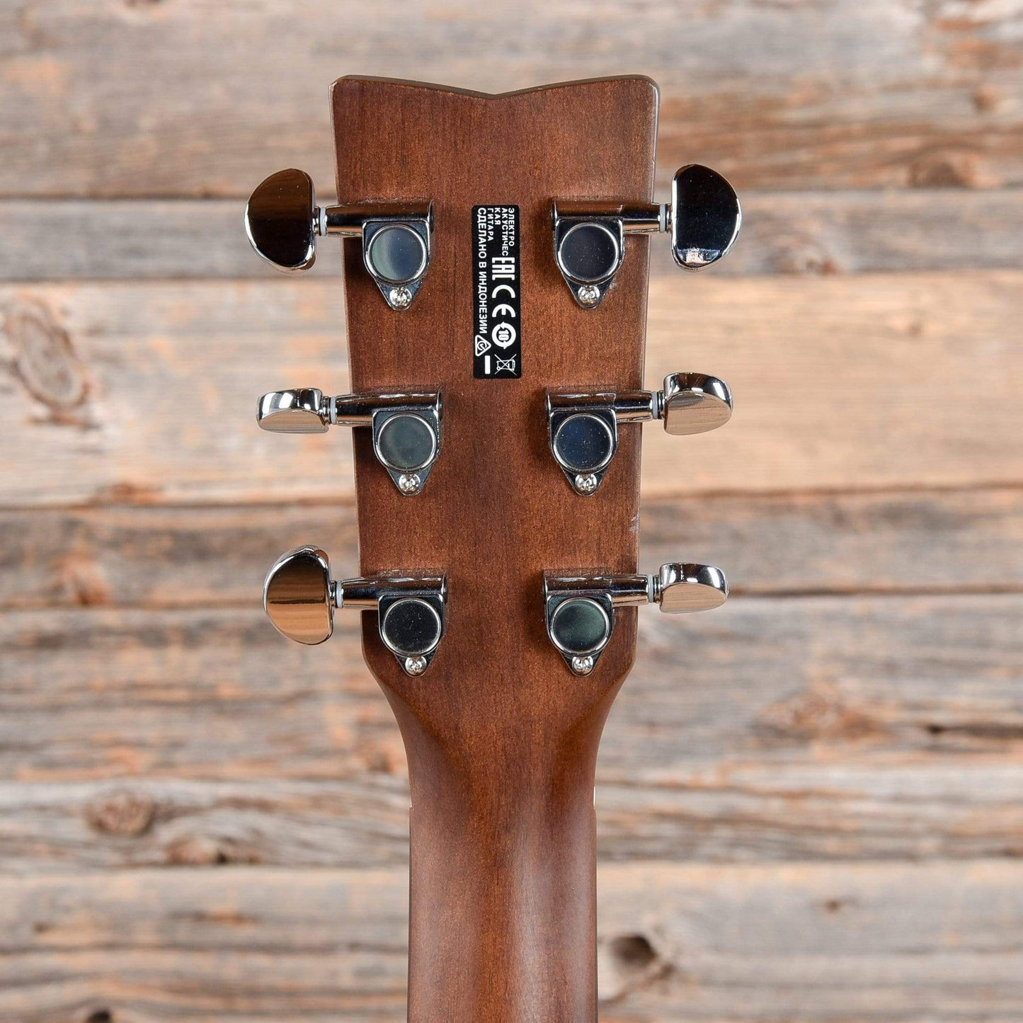 Yamaha FX325A Folk Acoustic w/Electronics Acoustic Guitars / Dreadnought