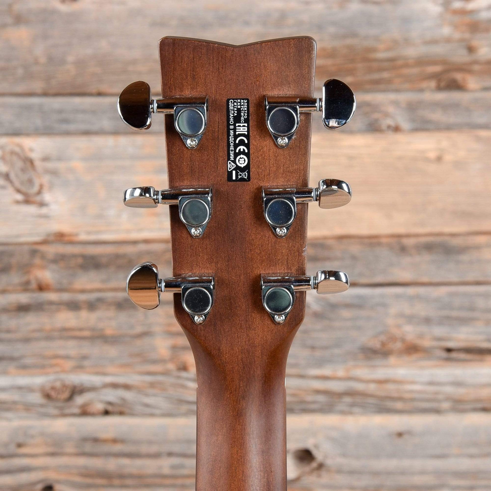 Yamaha FX325A Folk Acoustic w/Electronics Acoustic Guitars / Dreadnought