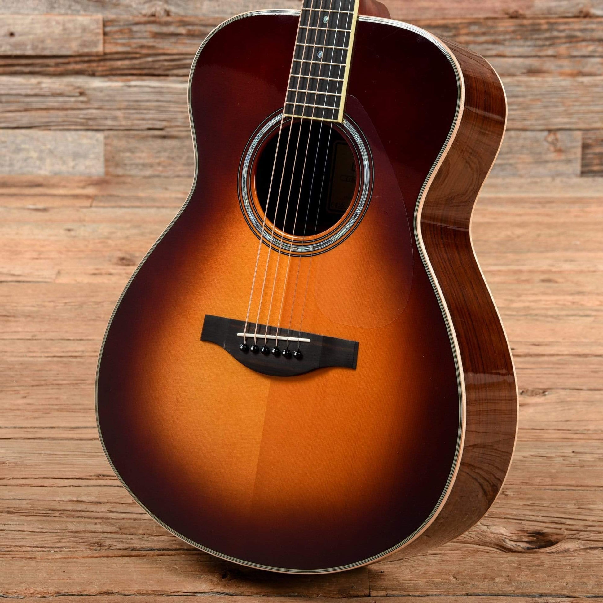 Yamaha LS-TA TransAcoustic Sunburst 2018 Acoustic Guitars / Jumbo