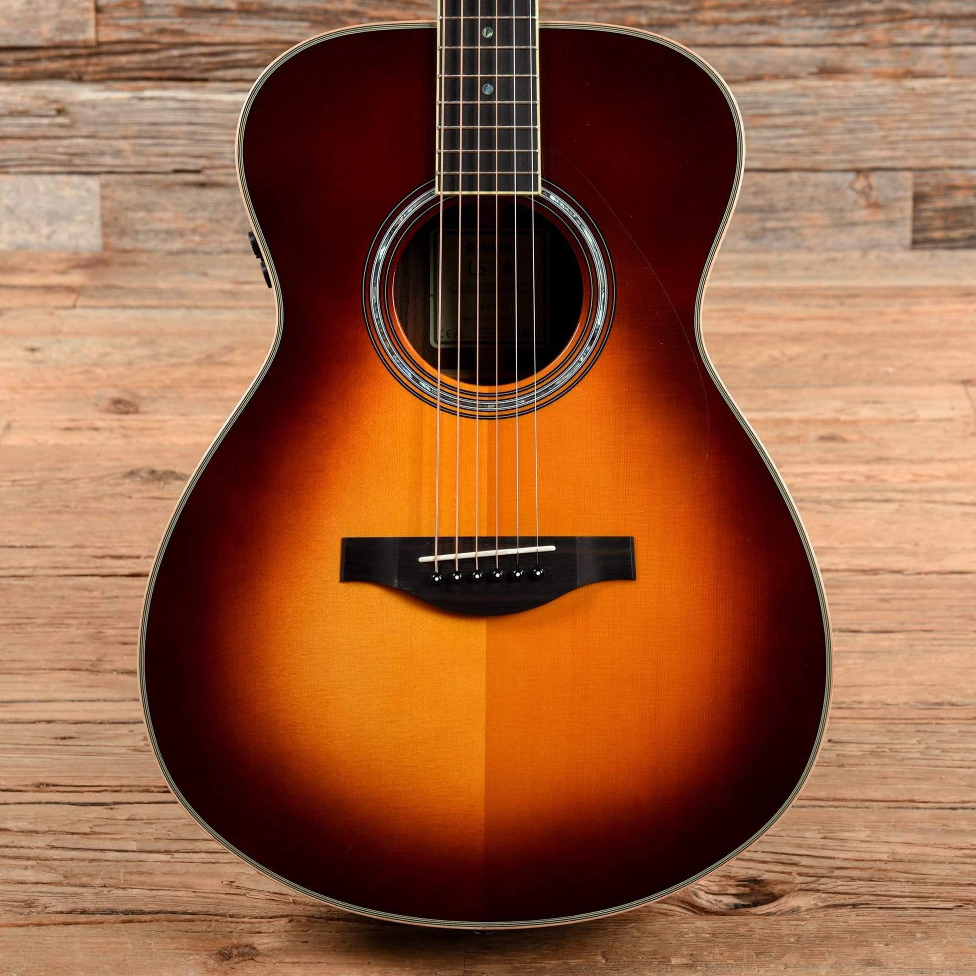 Yamaha LS-TA TransAcoustic Sunburst 2018 Acoustic Guitars / Jumbo