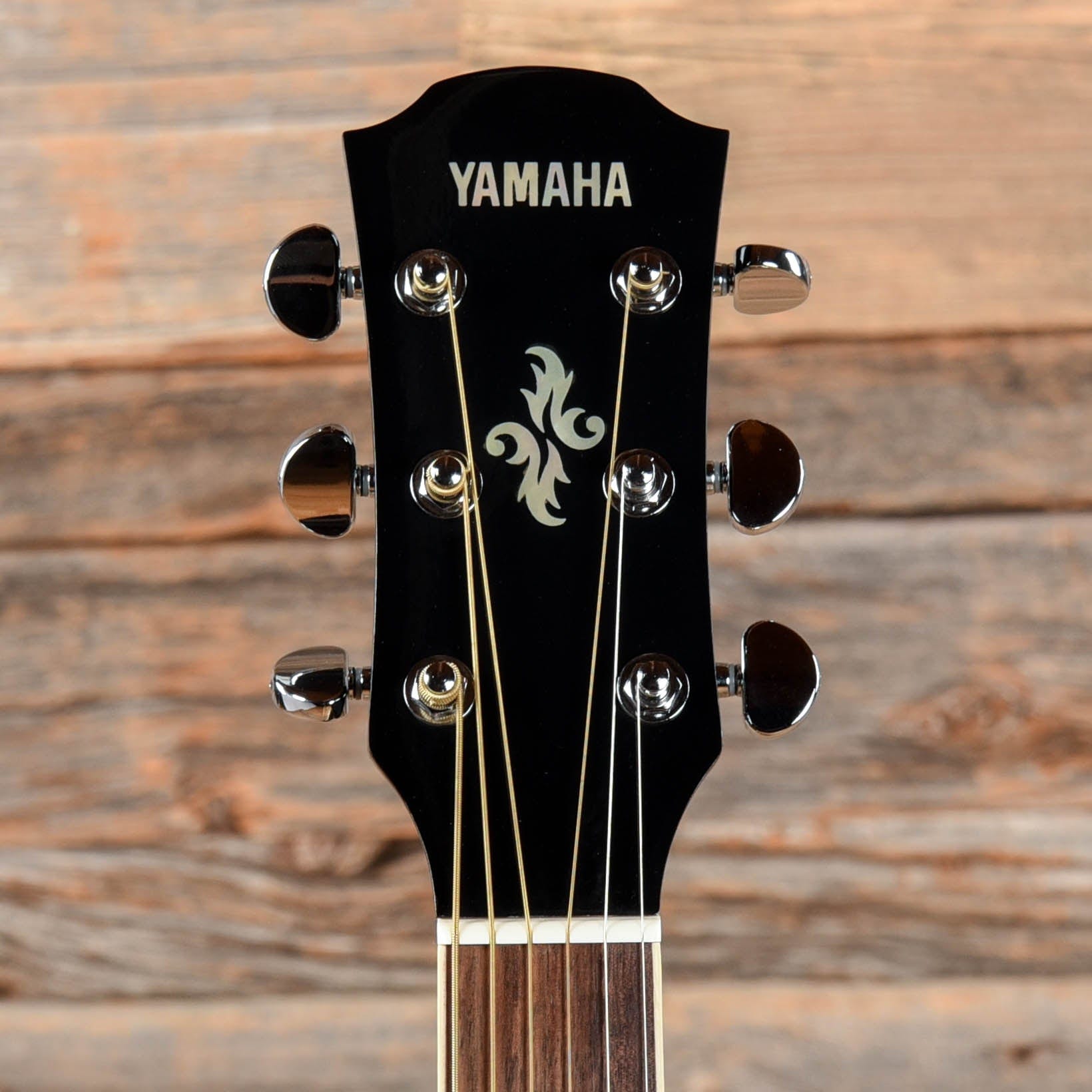 Yamaha APX600 Thinline Black 2008 Acoustic Guitars / OM and Auditorium