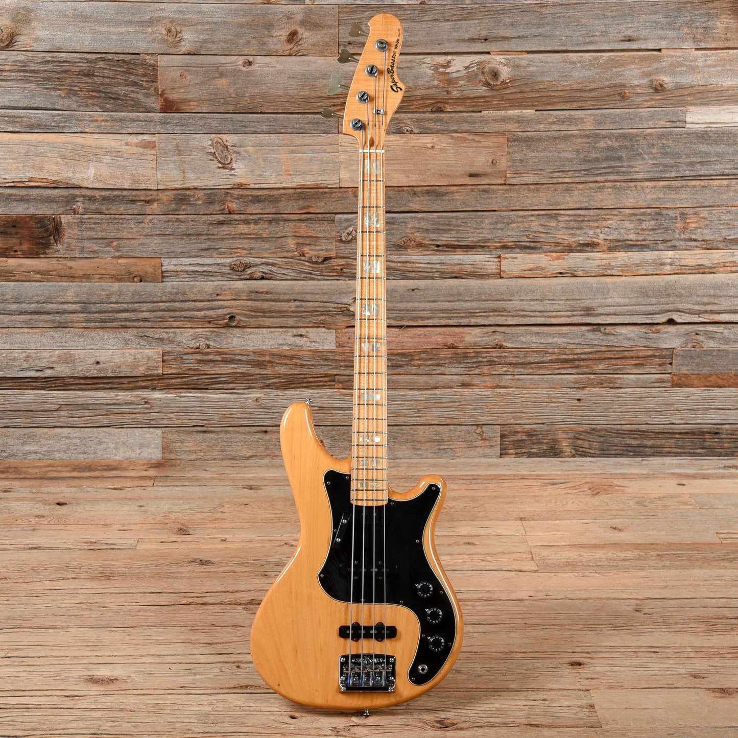 Yamaha Super Bass 800 Natural 1970s Bass Guitars / 4-String