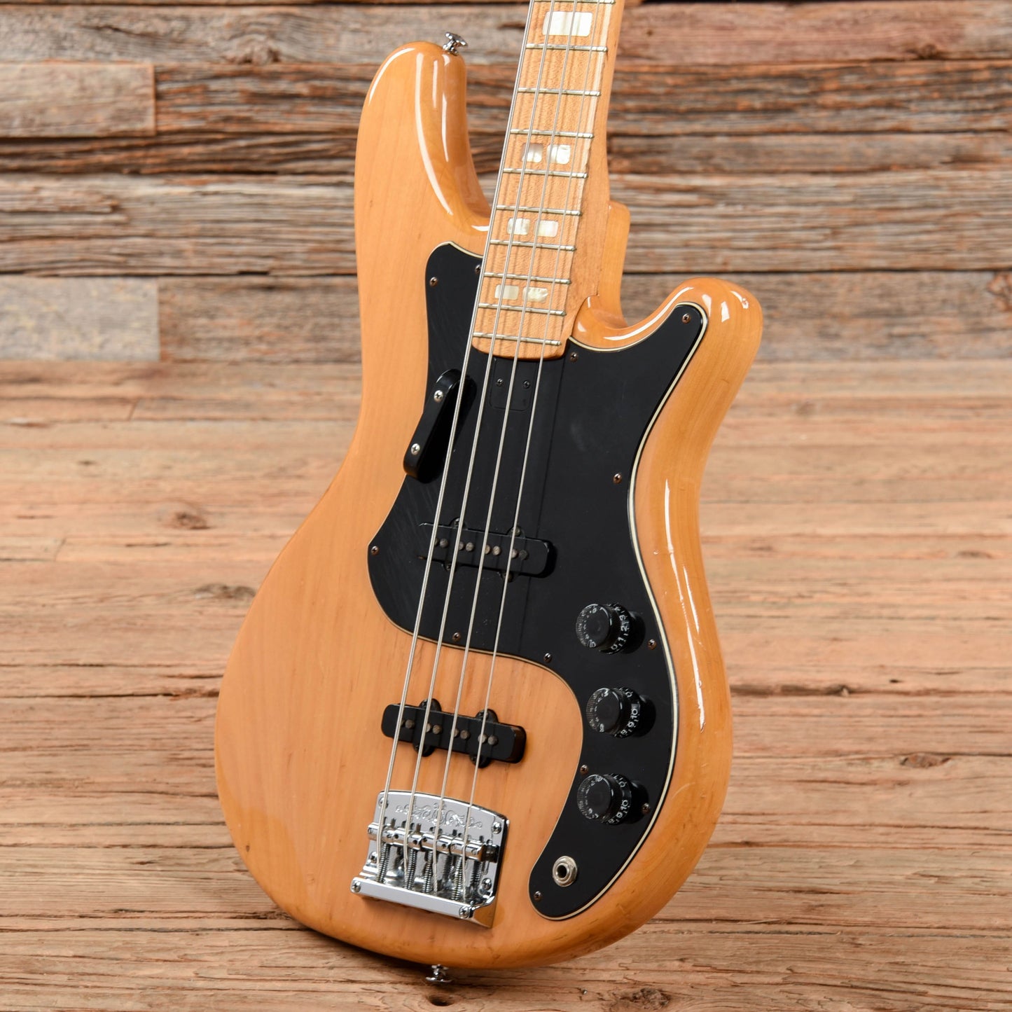 Yamaha Super Bass 800 Natural Bass Guitars / 4-String