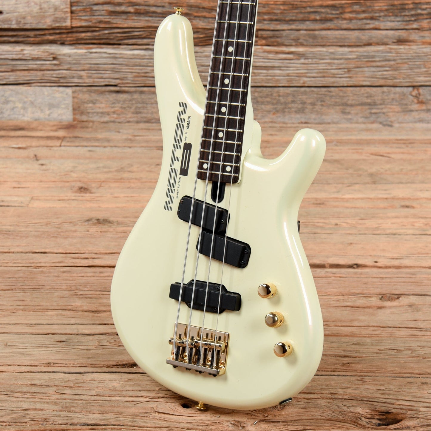 Yamaha Motion MB-3 Super Edition Pearl 1987 Bass Guitars / Short Scale