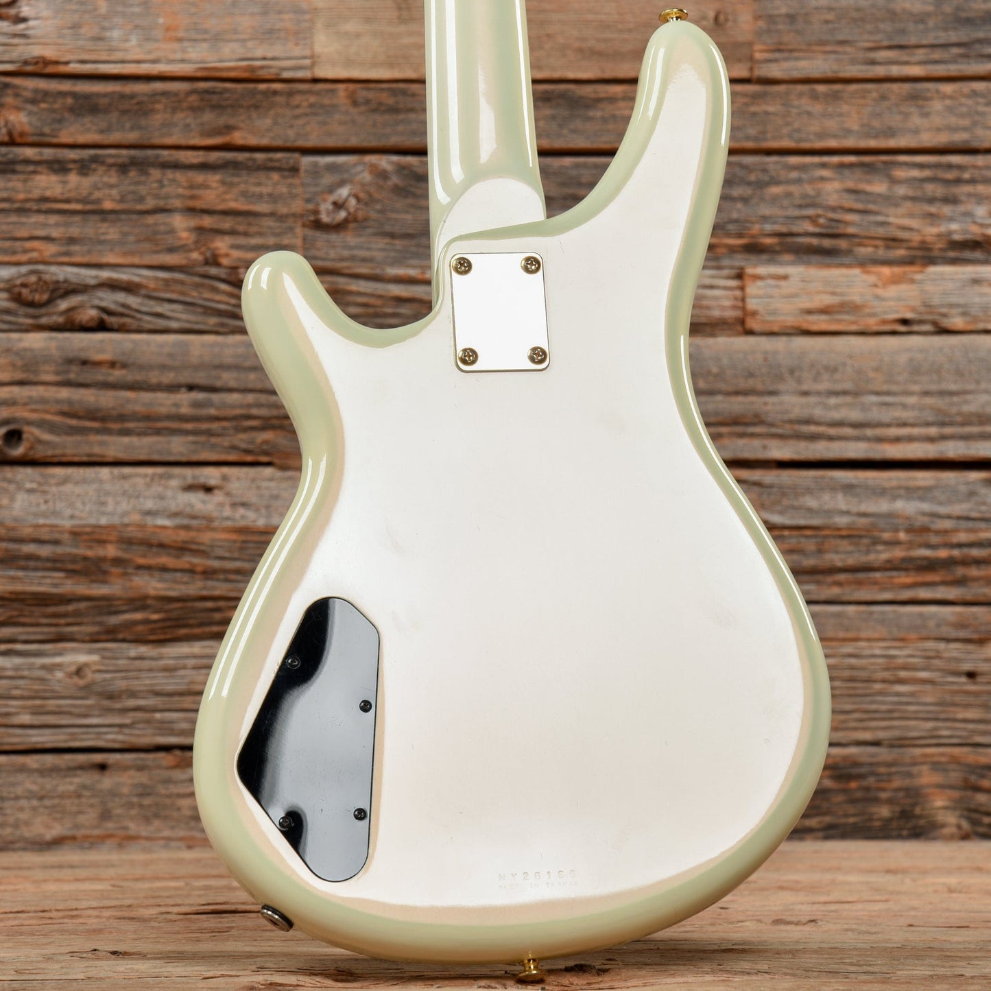 Yamaha Motion MB-3 Super Edition Pearl 1987 Bass Guitars / Short Scale