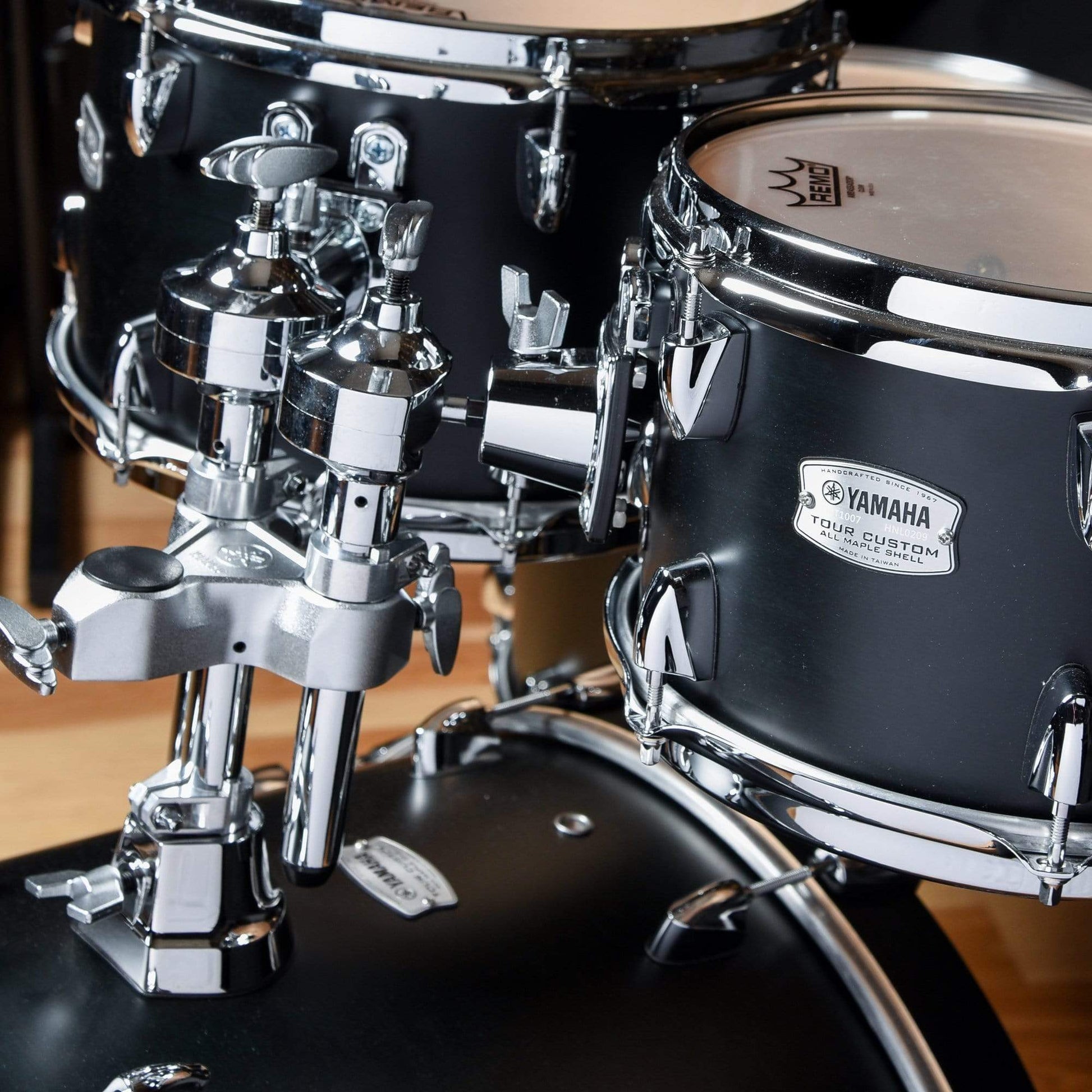 Yamaha Tour Custom 10/12/14/20 4pc. Drum Kit Licorice Satin Drums and Percussion / Acoustic Drums / Full Acoustic Kits