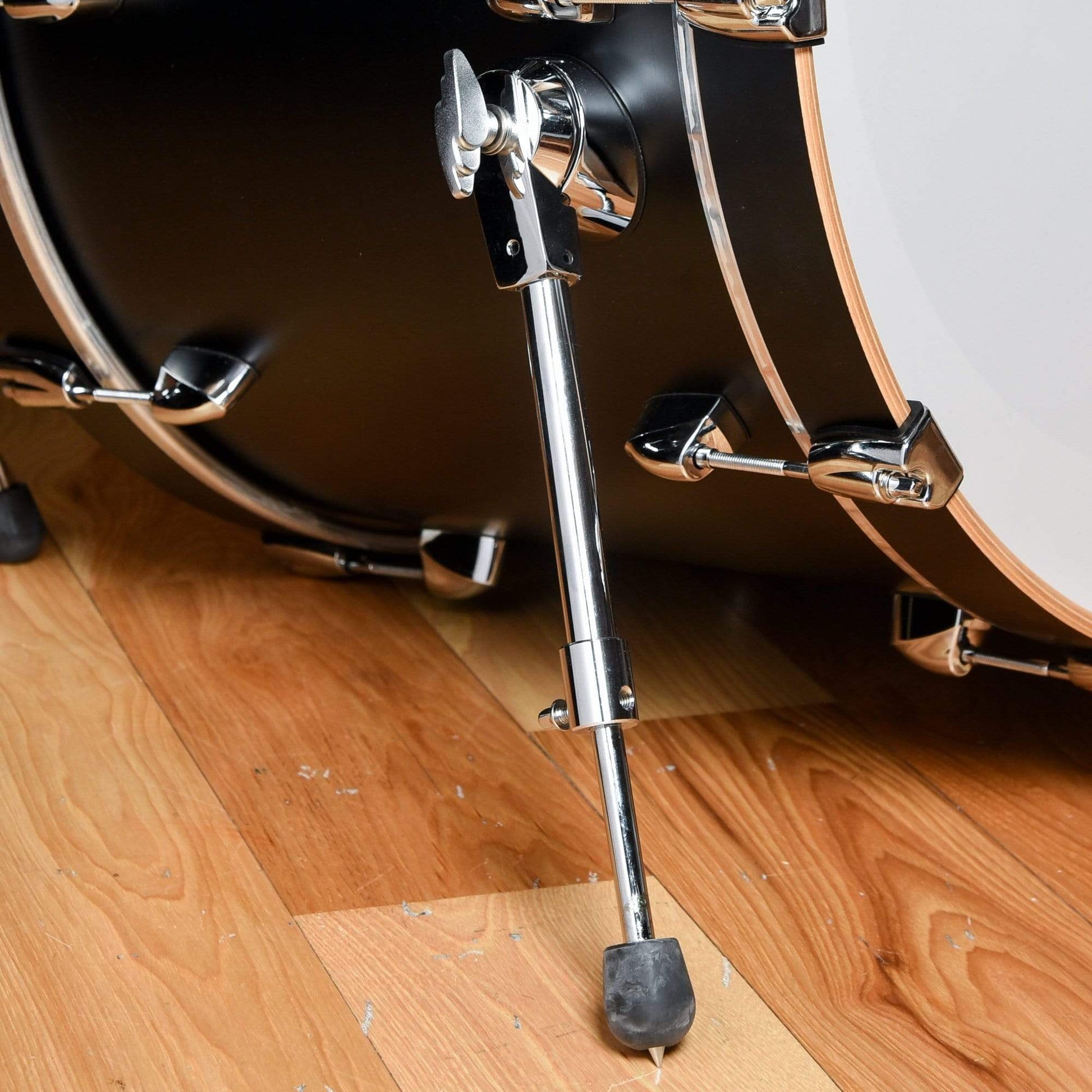 Yamaha Tour Custom 10/12/14/20 4pc. Drum Kit Licorice Satin Drums and Percussion / Acoustic Drums / Full Acoustic Kits