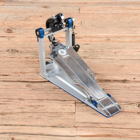 Yamaha FP9 Chain Drive Single Bass Drum Pedal w/Case Drums and Percussion / Parts and Accessories / Pedals