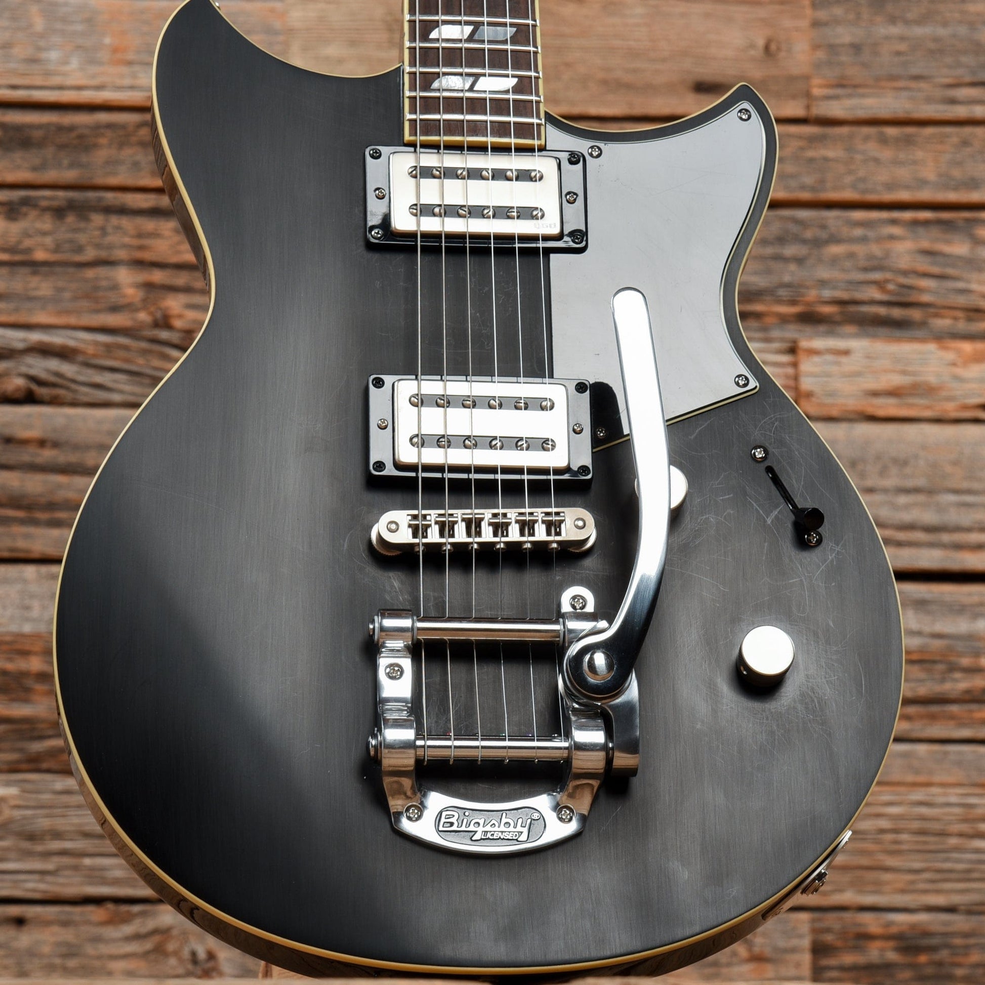 Yamaha Revstar RS720B Shop Black Electric Guitars / Solid Body