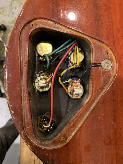 Yamaha SBG-1200 Sunburst Electric Guitars / Solid Body