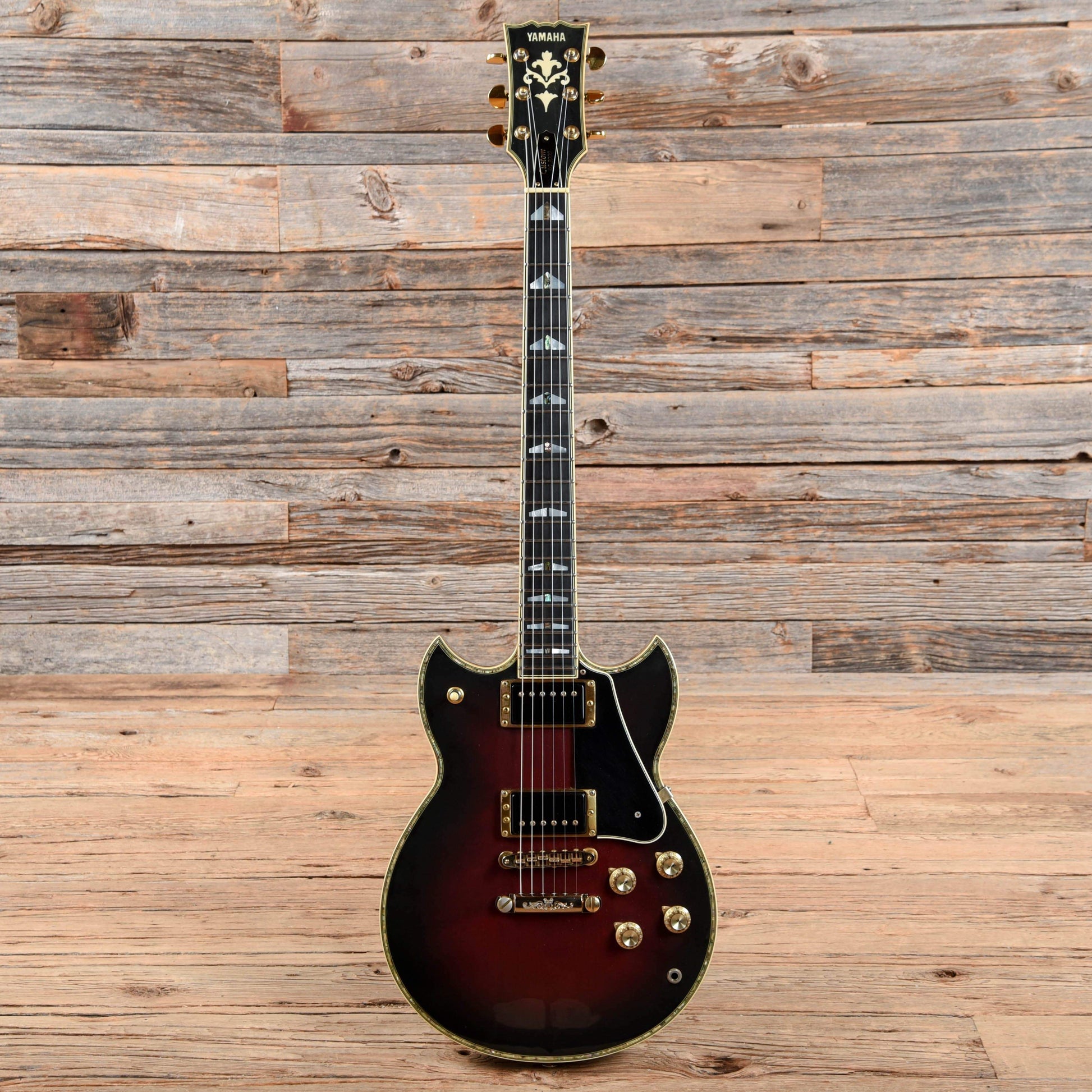 Yamaha SG 3000 Custom Professional Wine Burst 1982 Electric Guitars / Solid Body