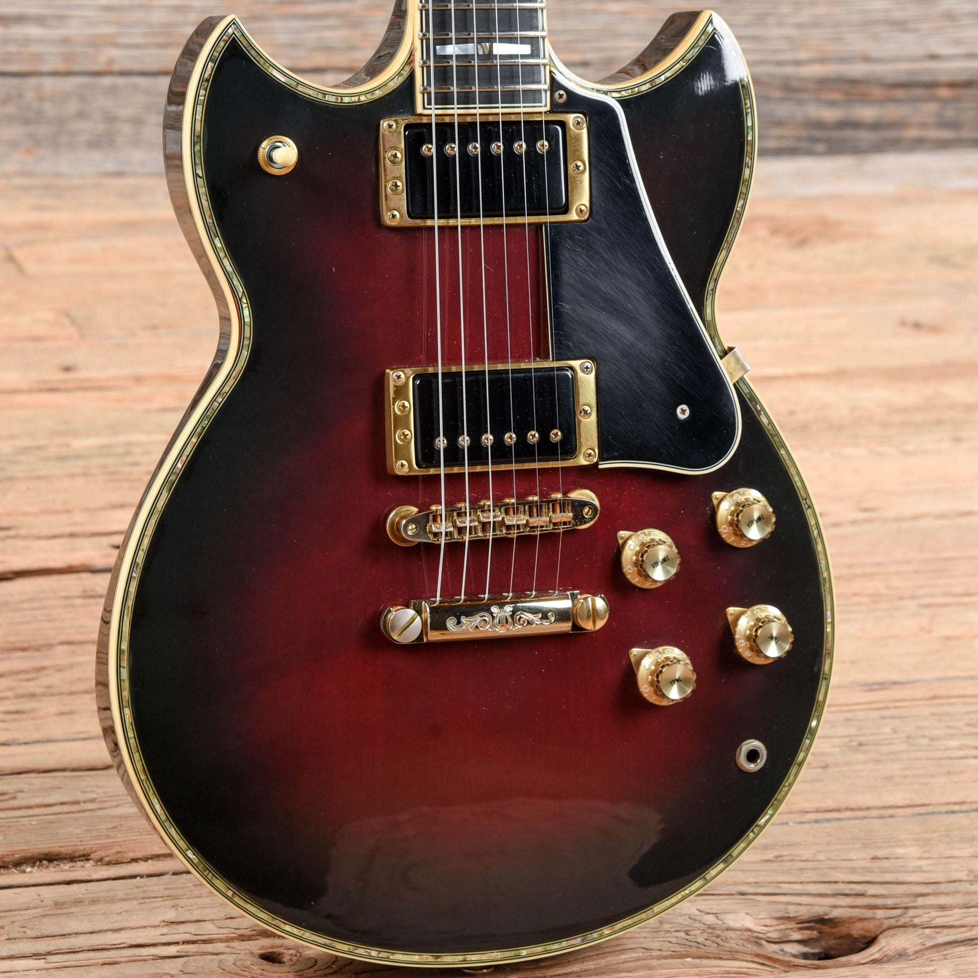 Yamaha SG 3000 Custom Professional Wine Burst 1982 Electric Guitars / Solid Body