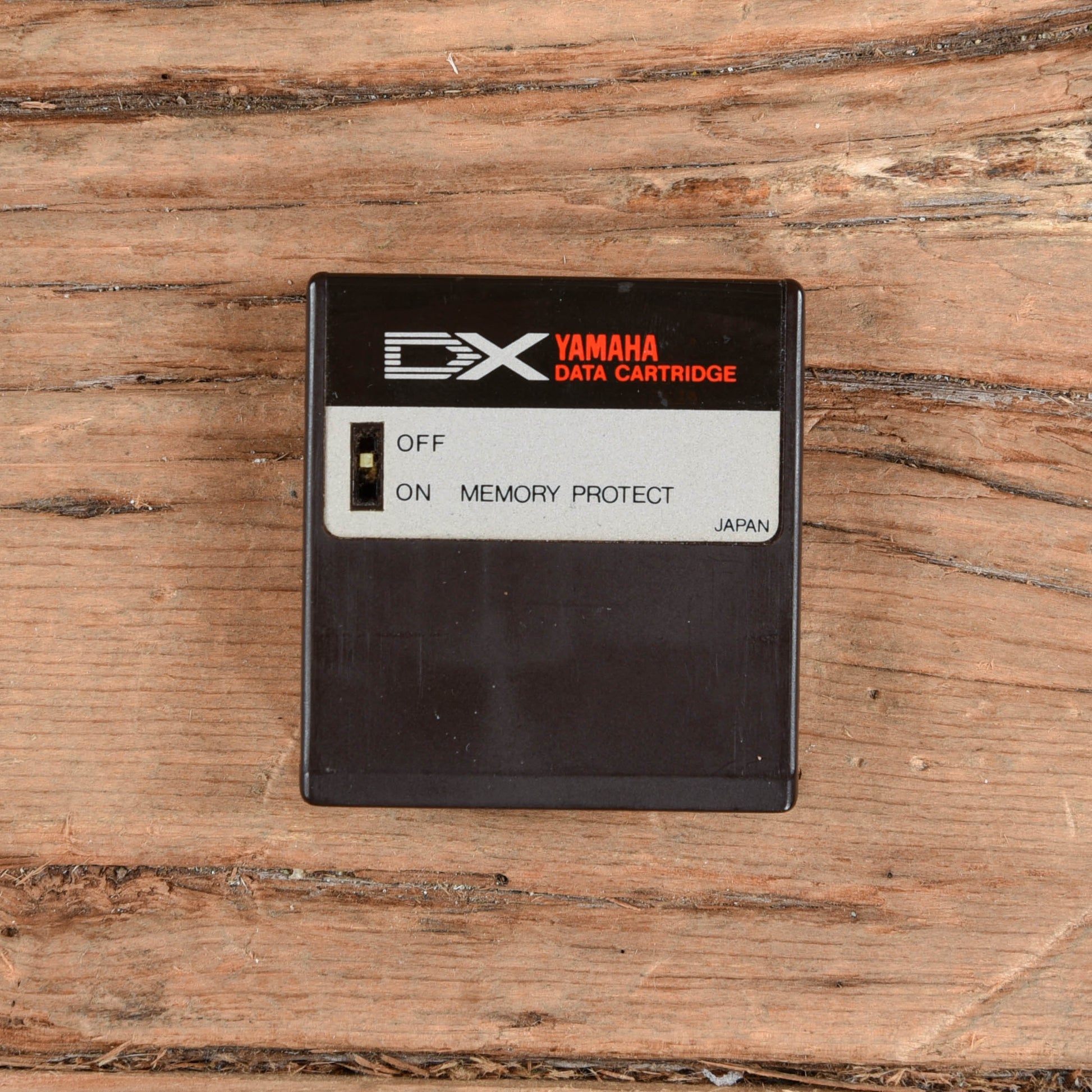 Yamaha DX7 Digital FM Synthesizer w/Original Cartridge  1980s Keyboards and Synths / Synths / Digital Synths