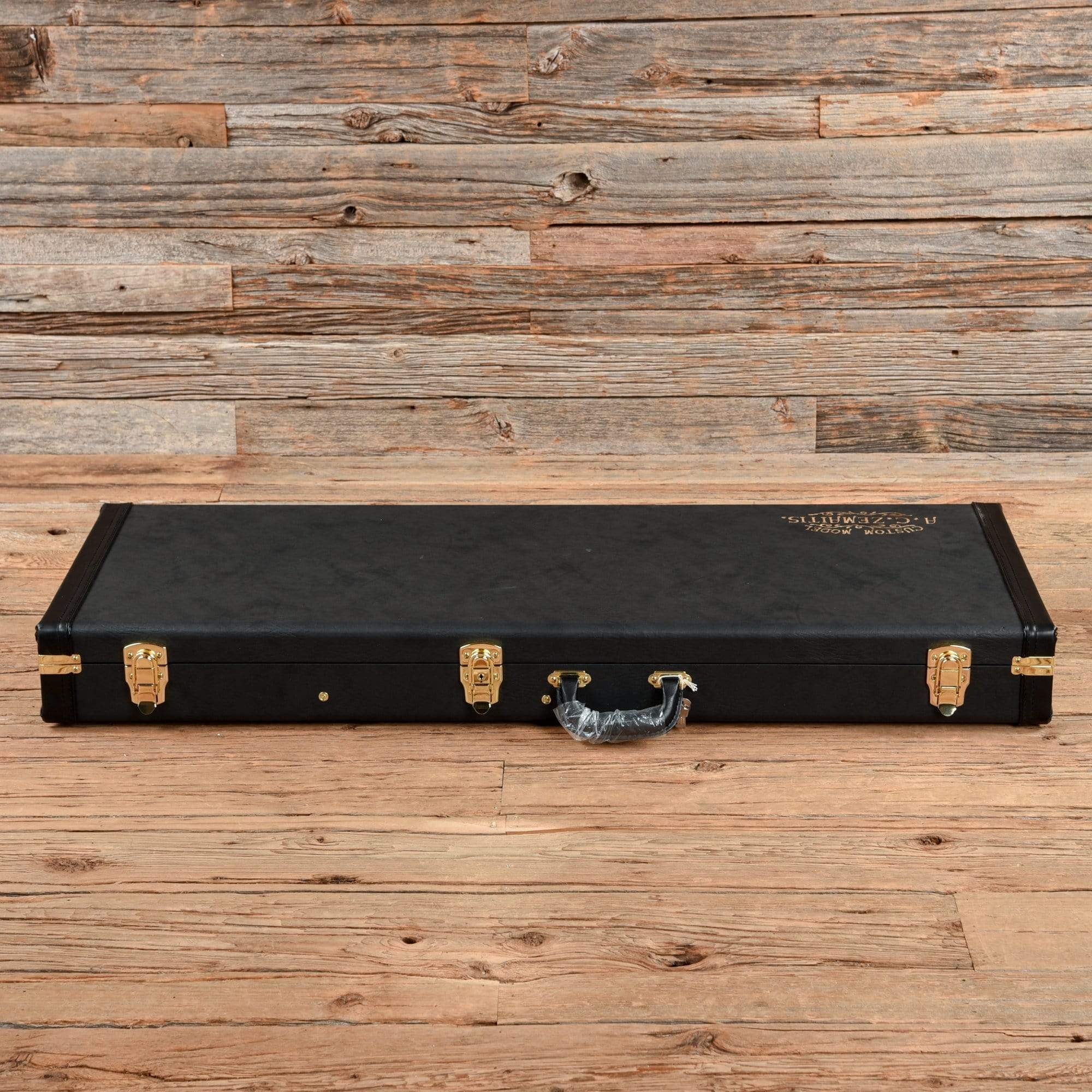 Zemaitis A24MF Black – Chicago Music Exchange